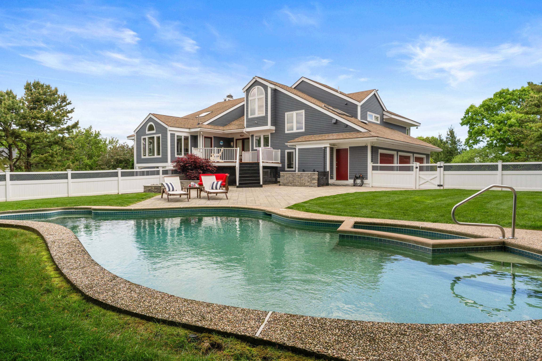 8 Schooner Ridge