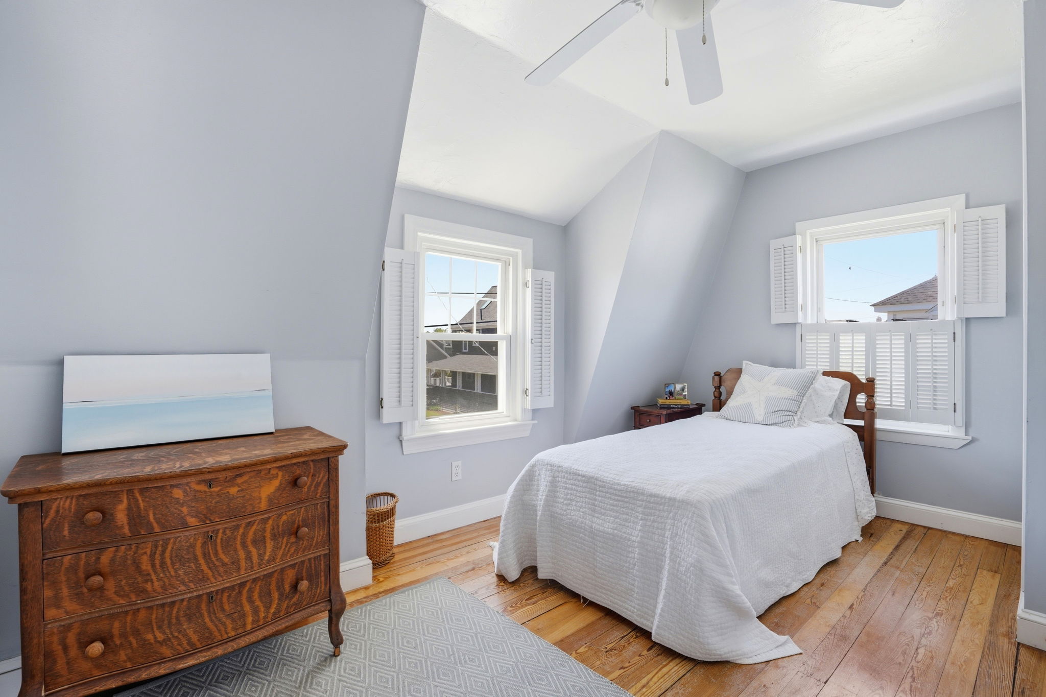 26 Manomet Ave