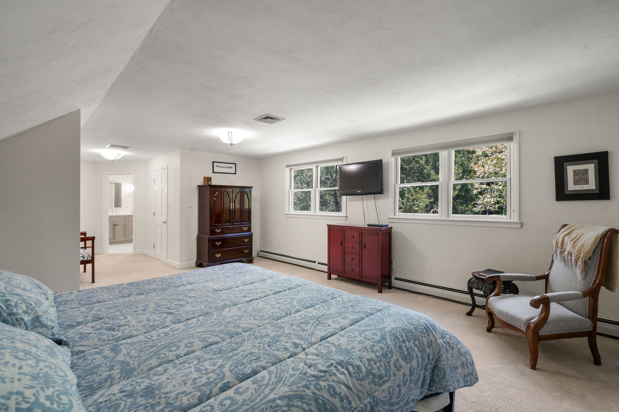 8 Ringbolt Road 