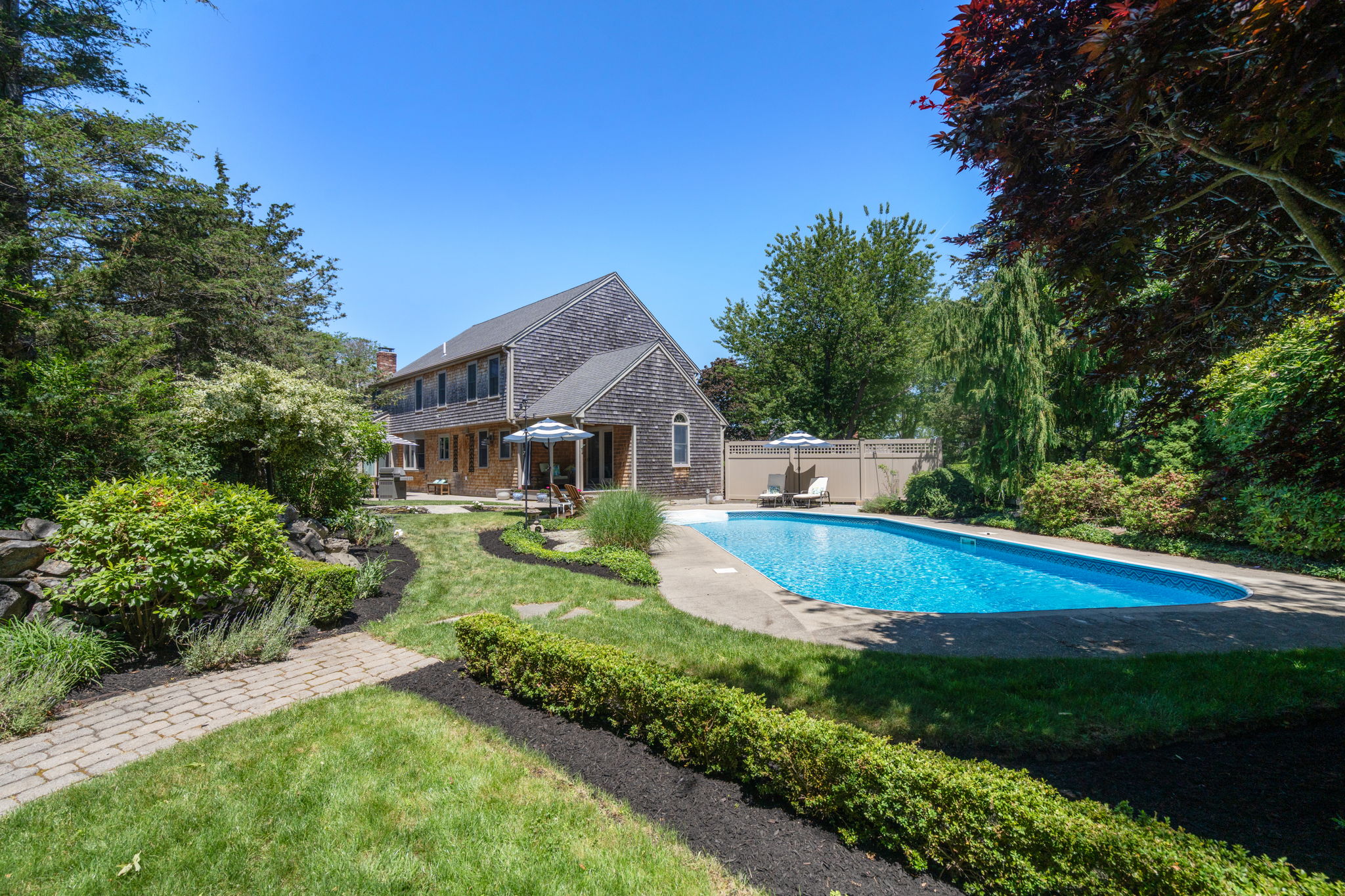 8 Ringbolt Road 