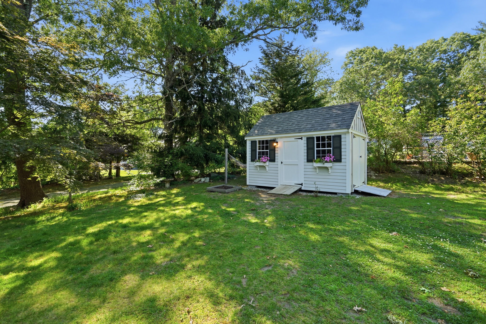 32 Wadsworth Rd
