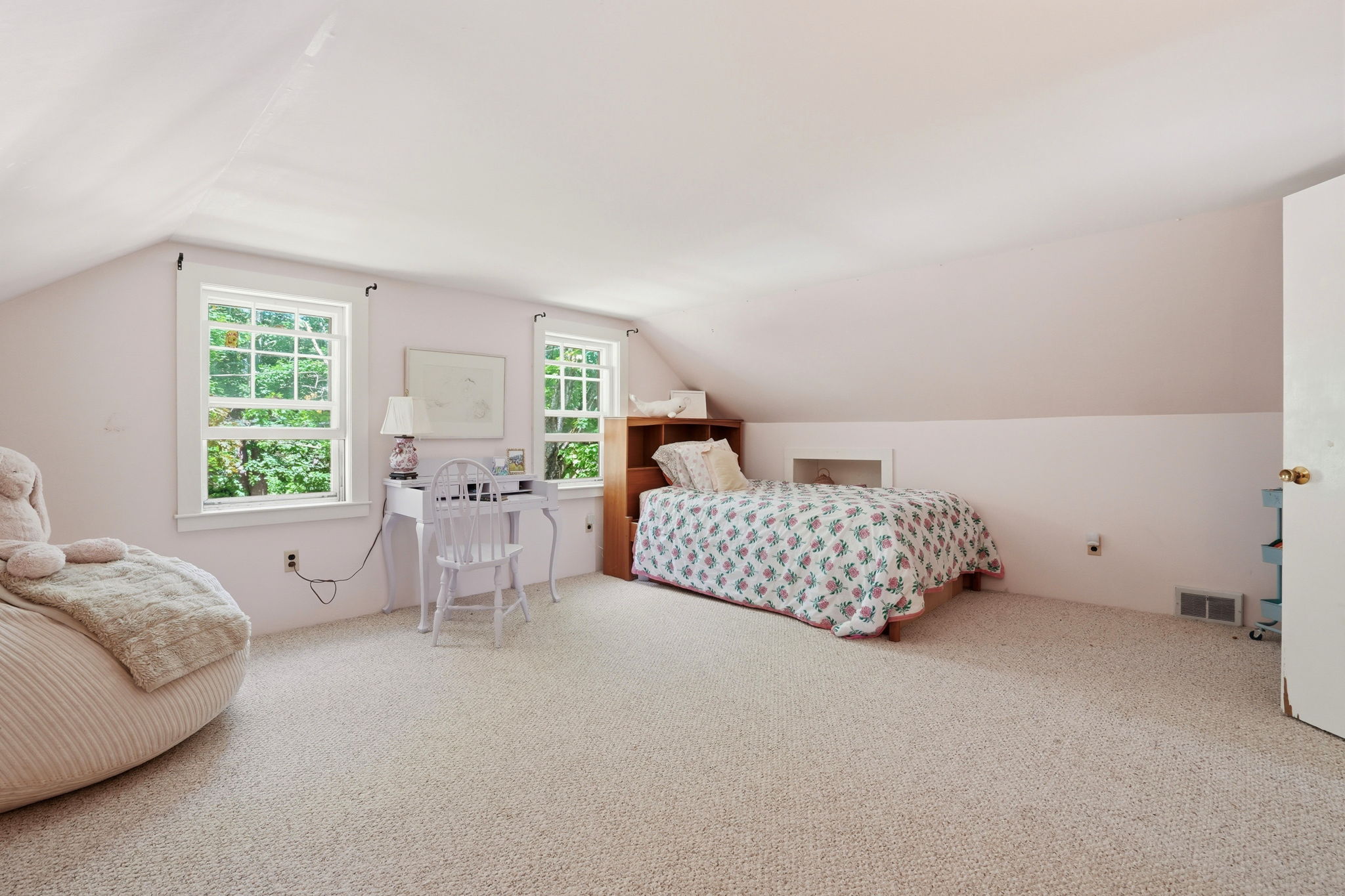 32 Wadsworth Rd