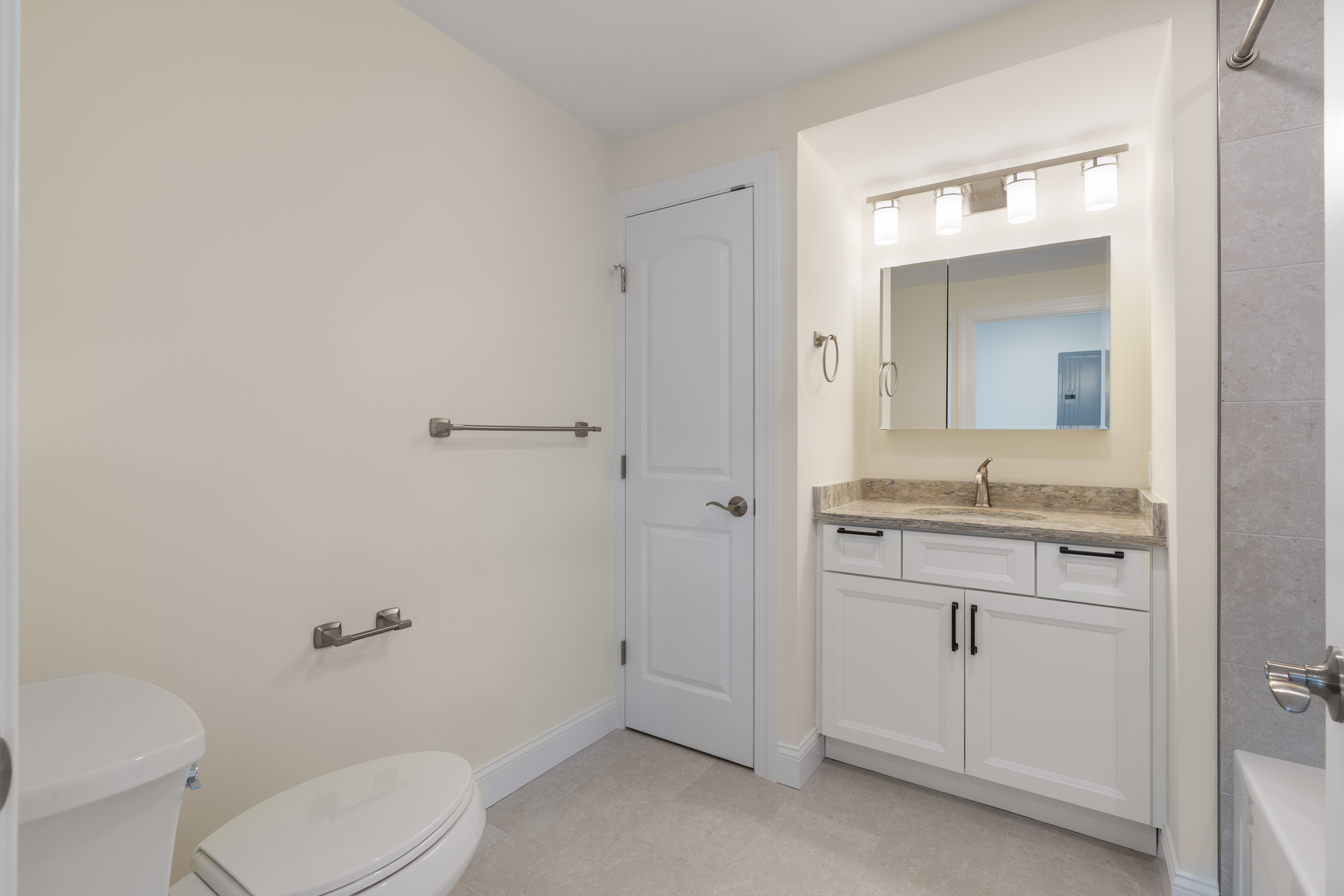 3 Pirmi Lane Unit# 5