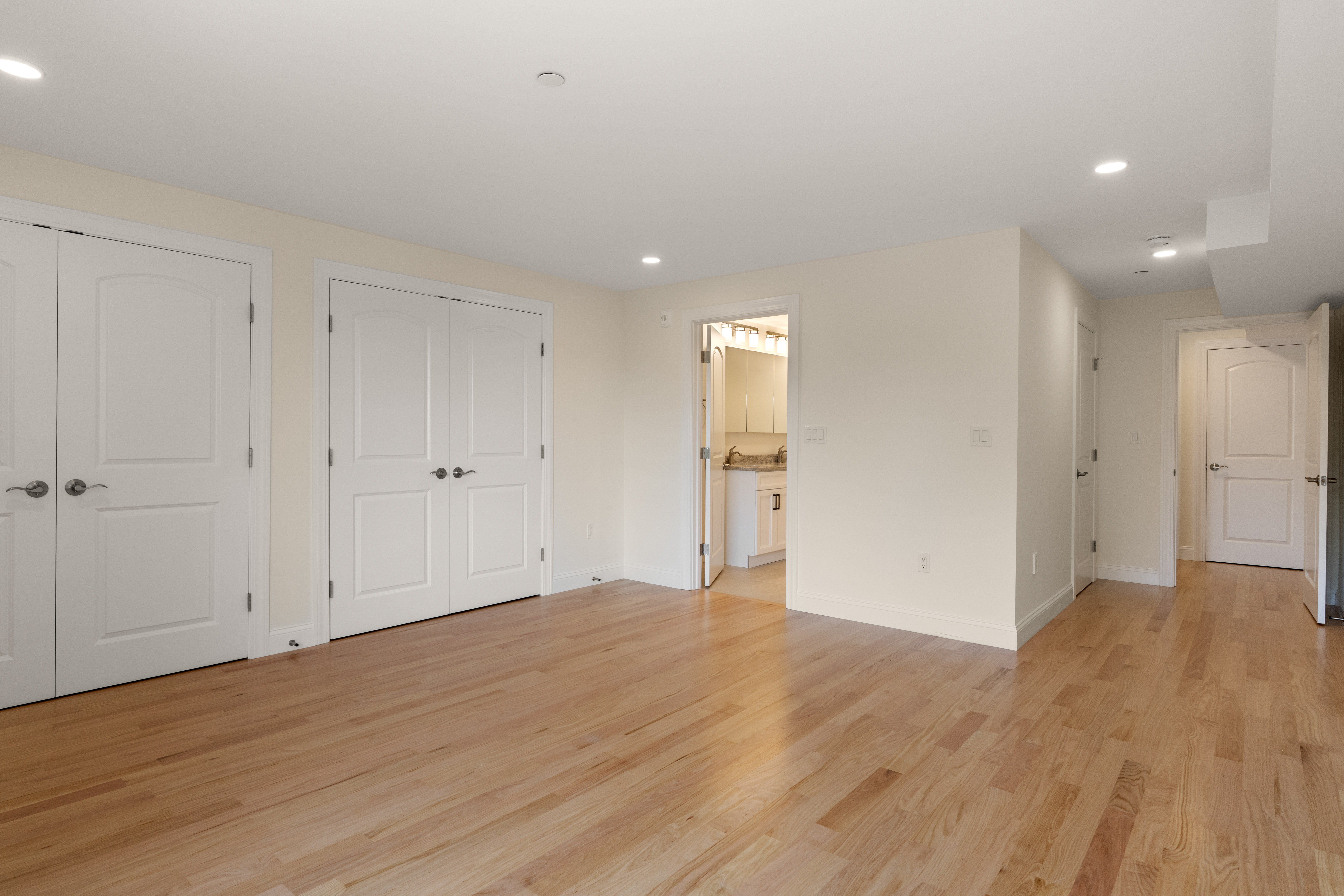 3 Pirmi Lane Unit# 5