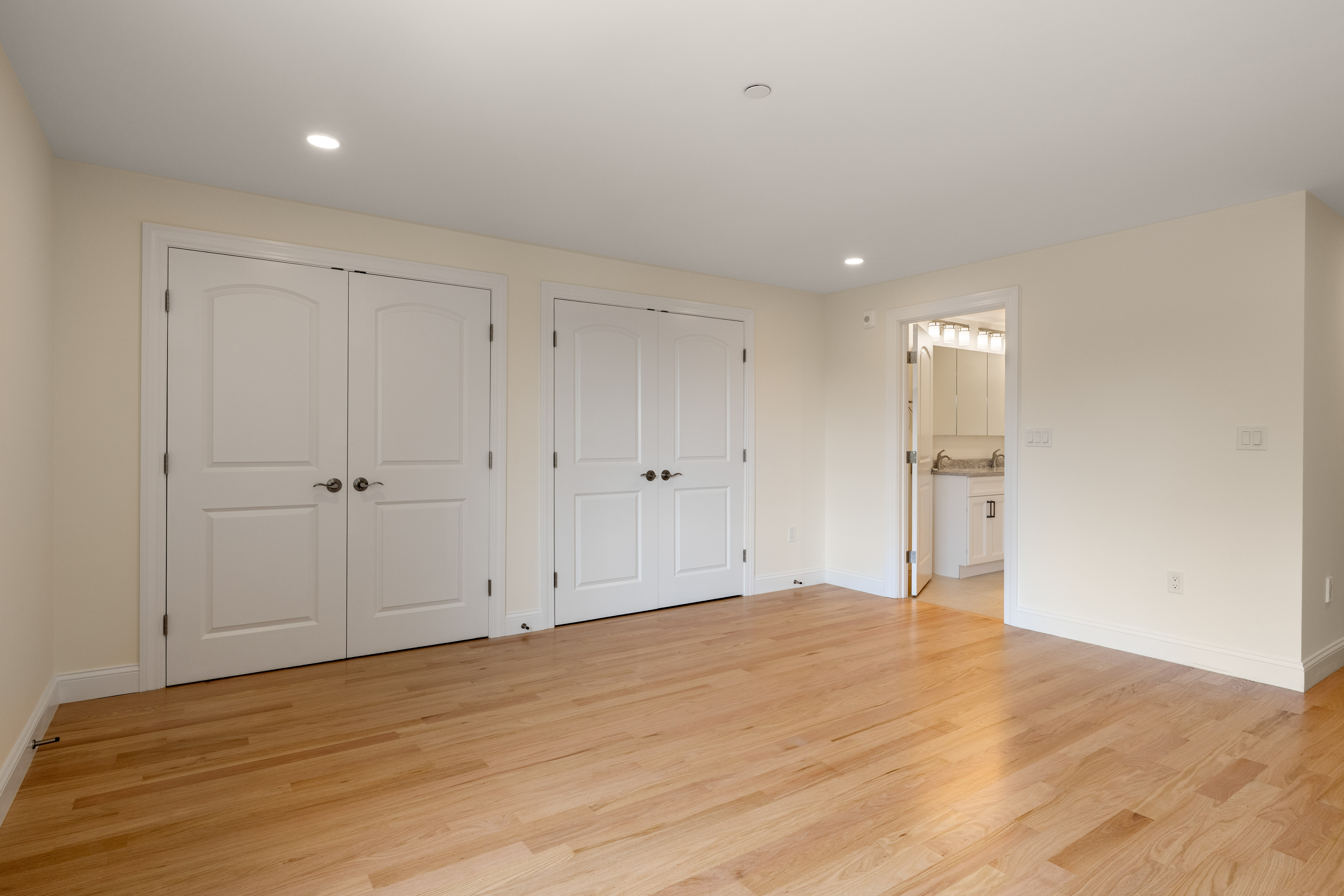 3 Pirmi Lane Unit# 5