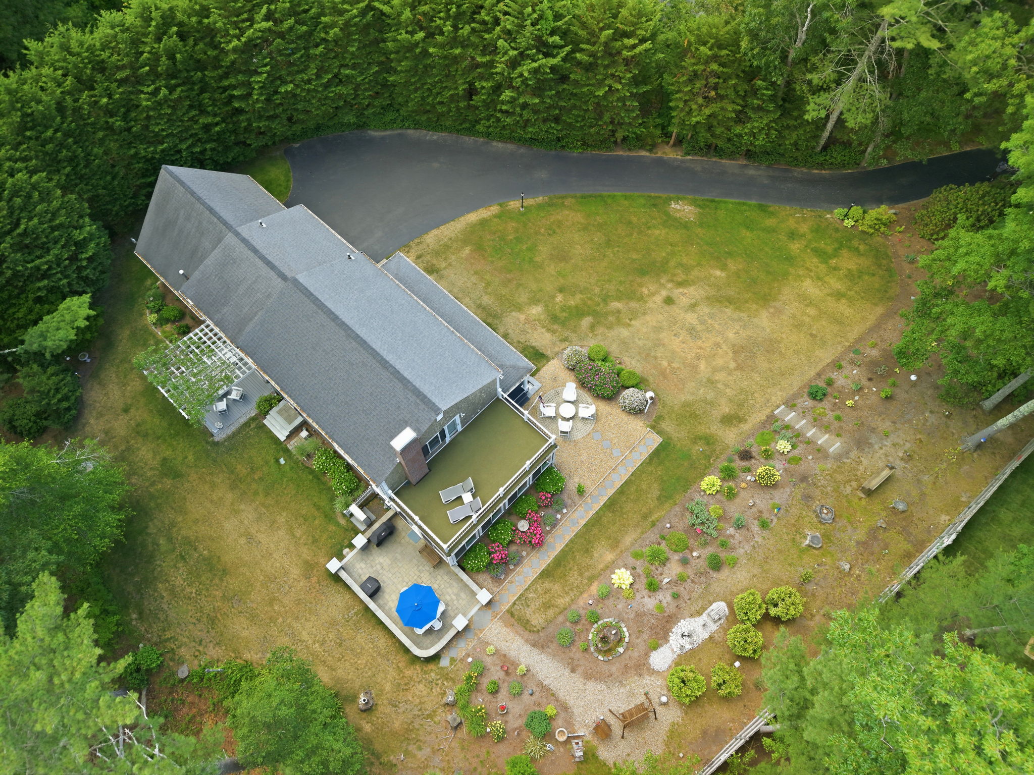 1 Flint Locke Dr