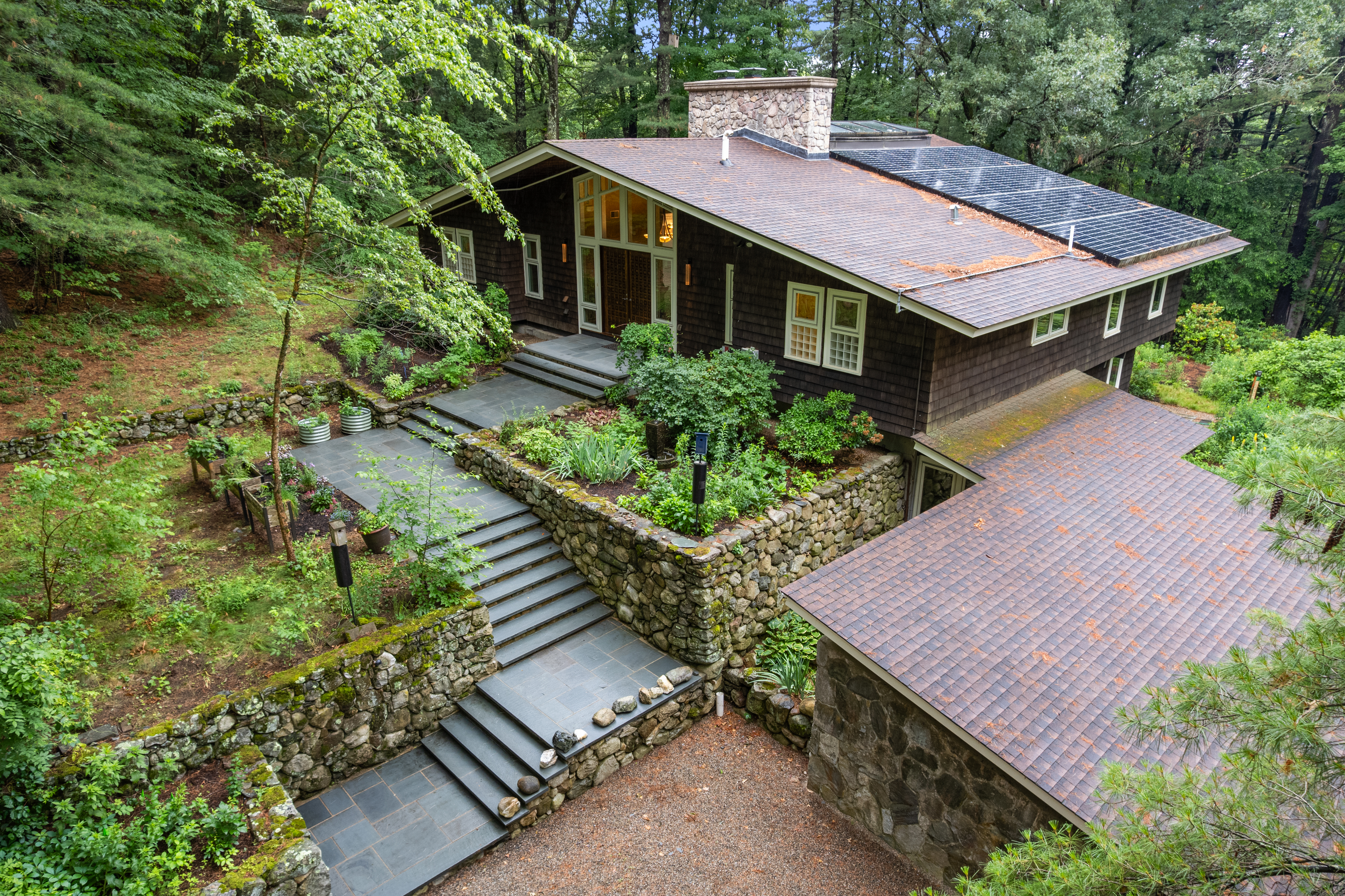 12 Forest Hill Road 