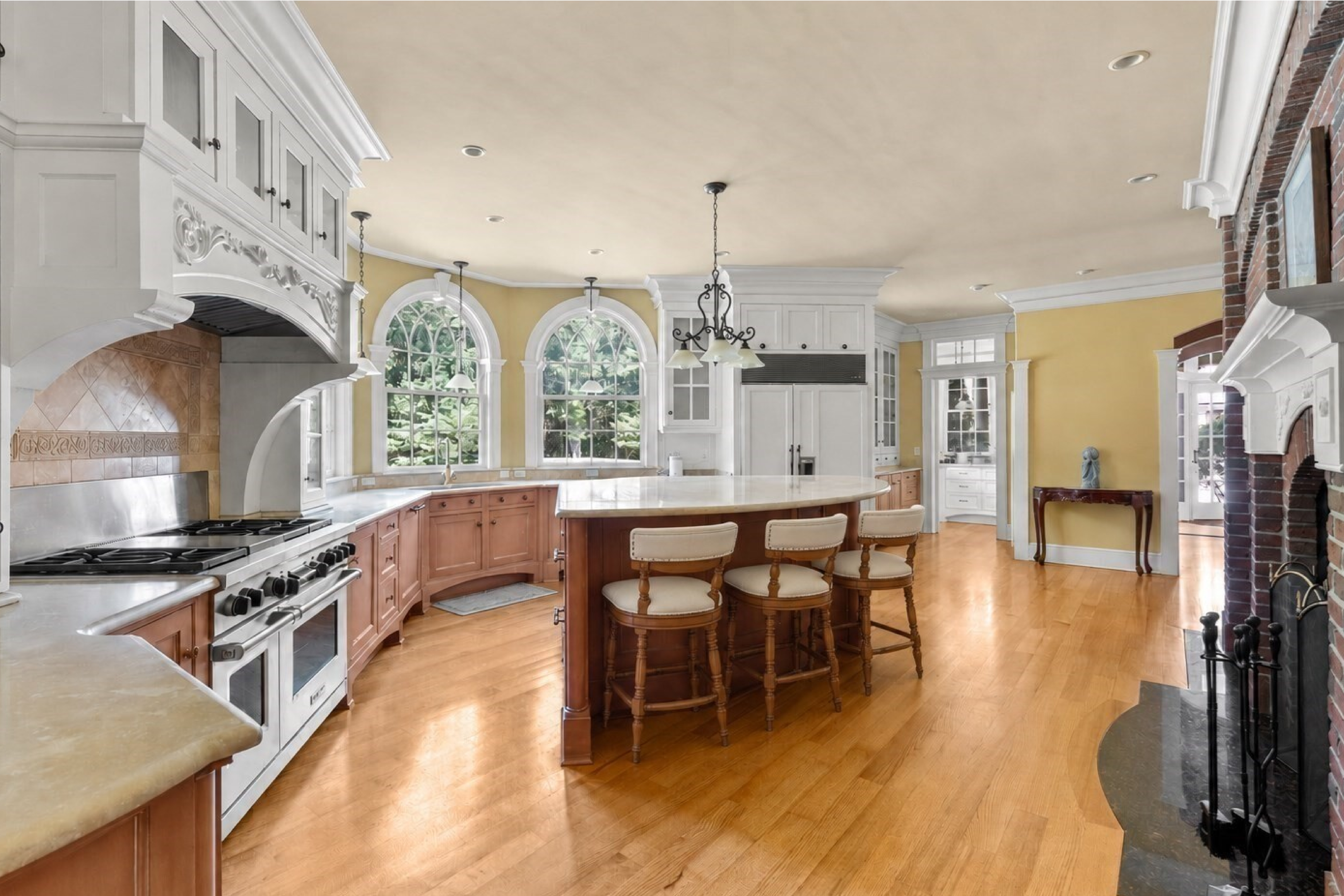 145 Dutton Road 