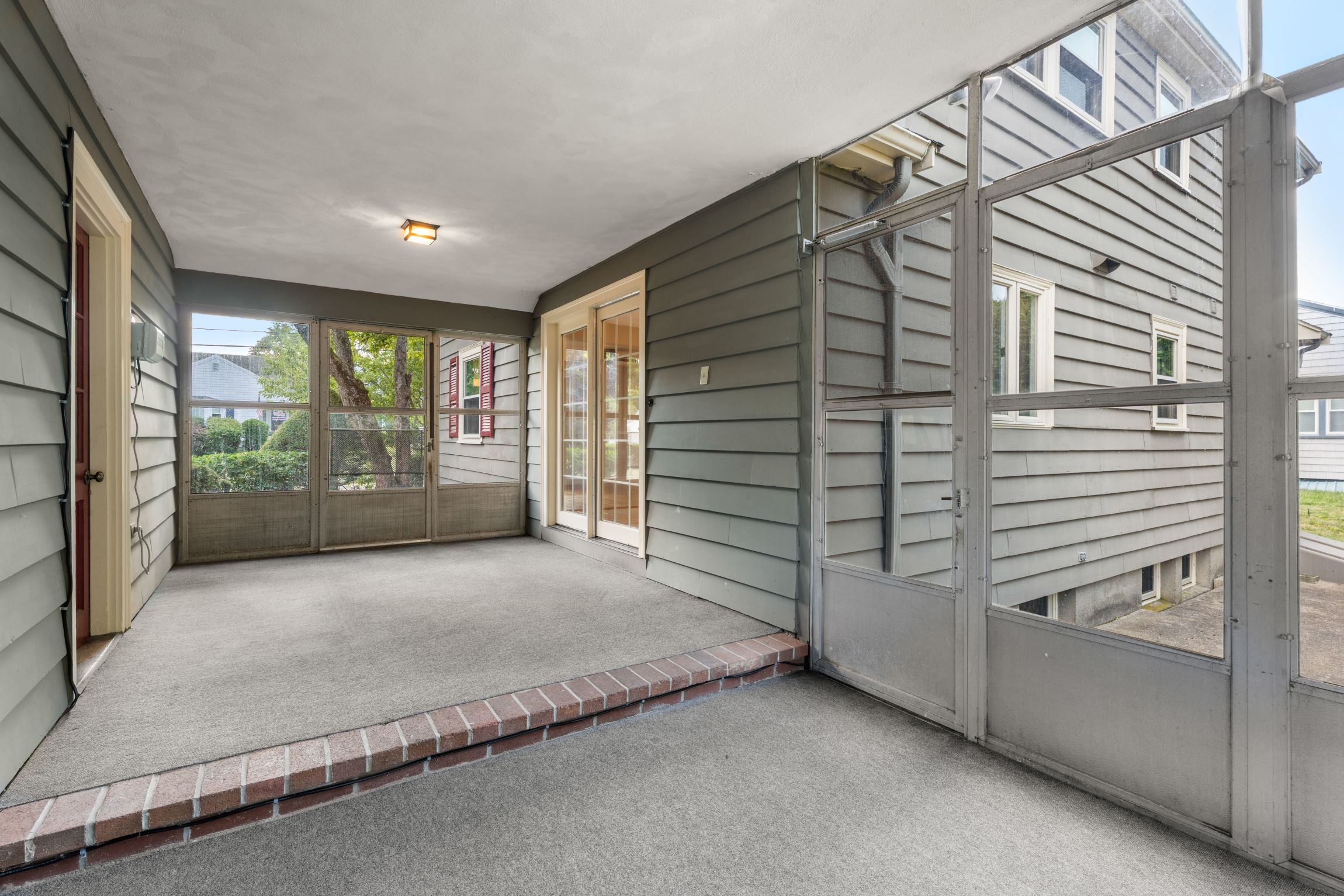 20 Oakhurst Rd. 