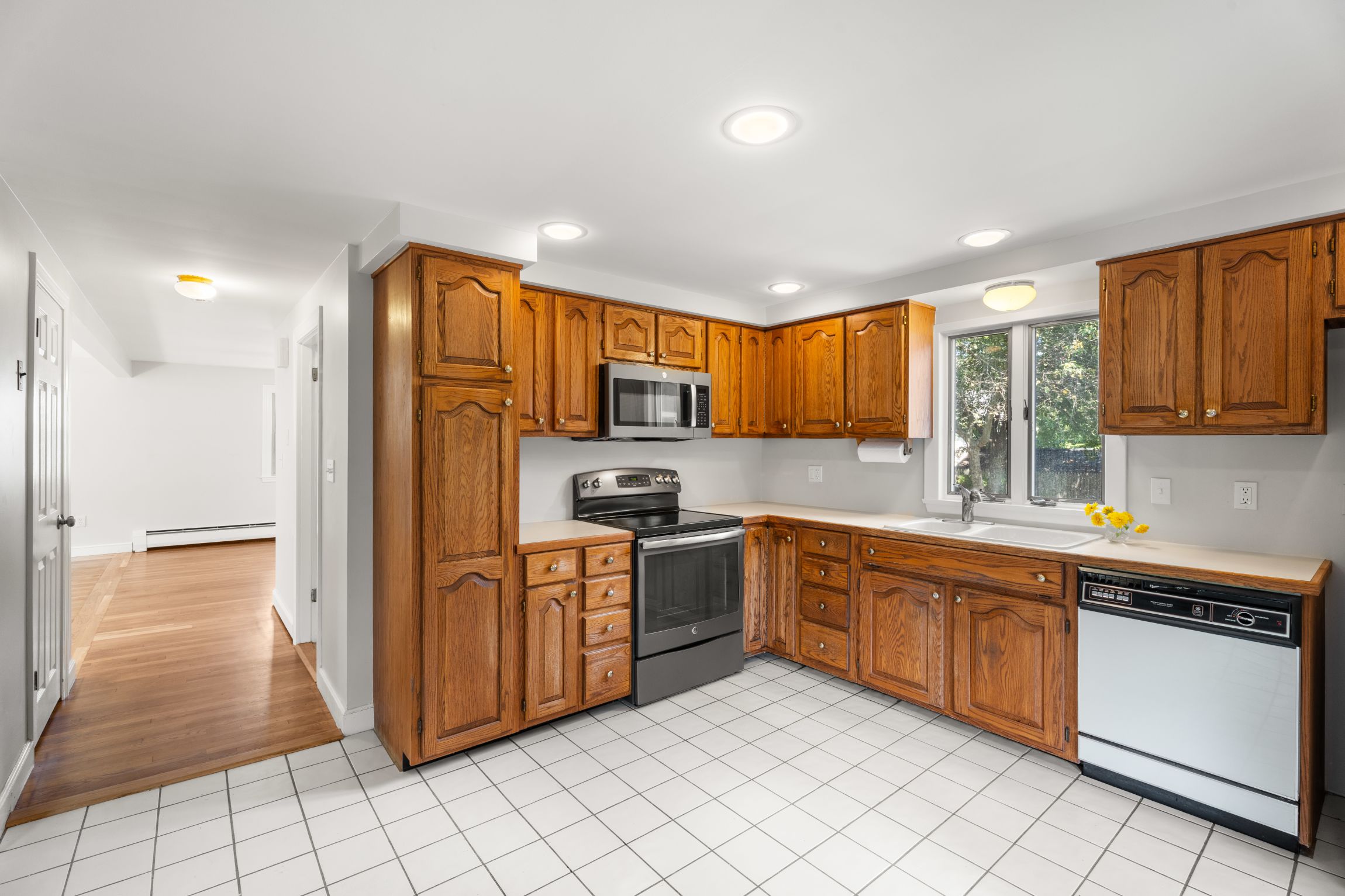 20 Oakhurst Rd. 