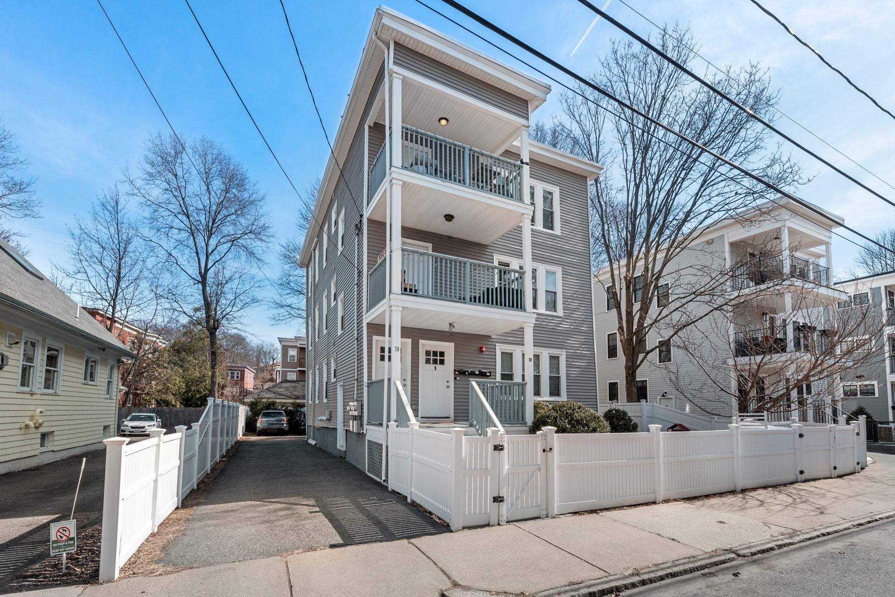 78 Rossmore Unit Two