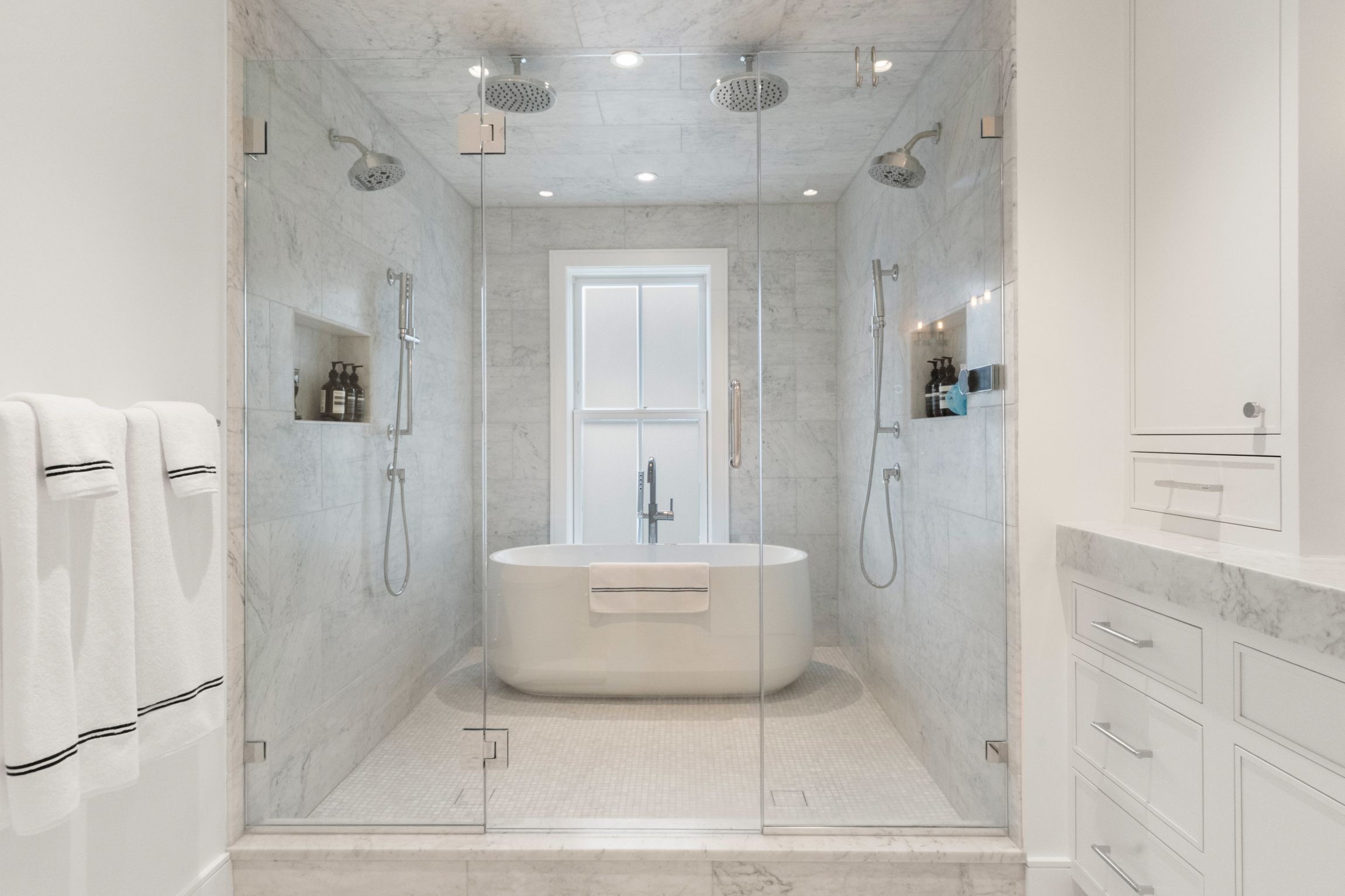 255 W Third Unit# 255