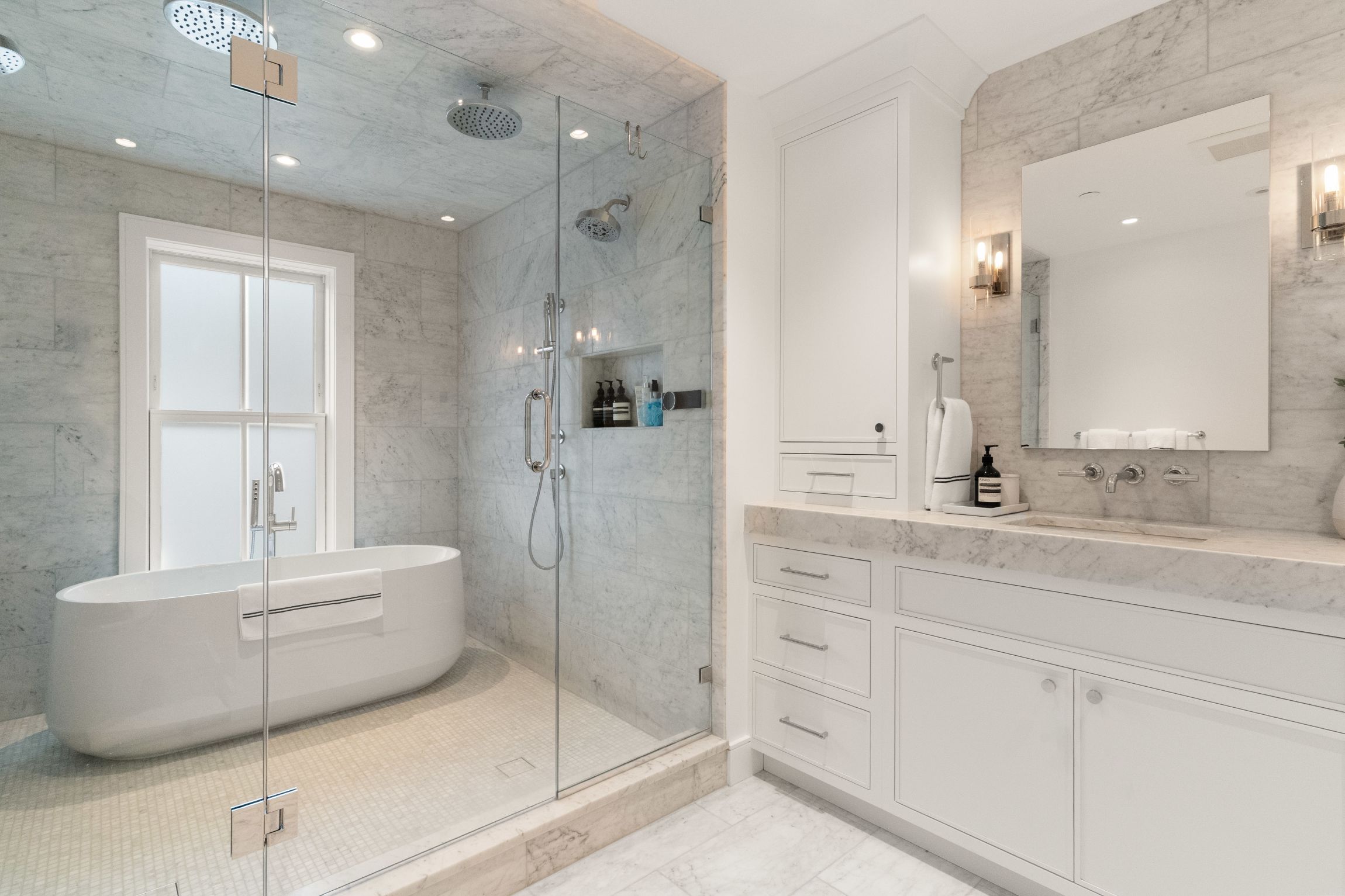 255 W Third 