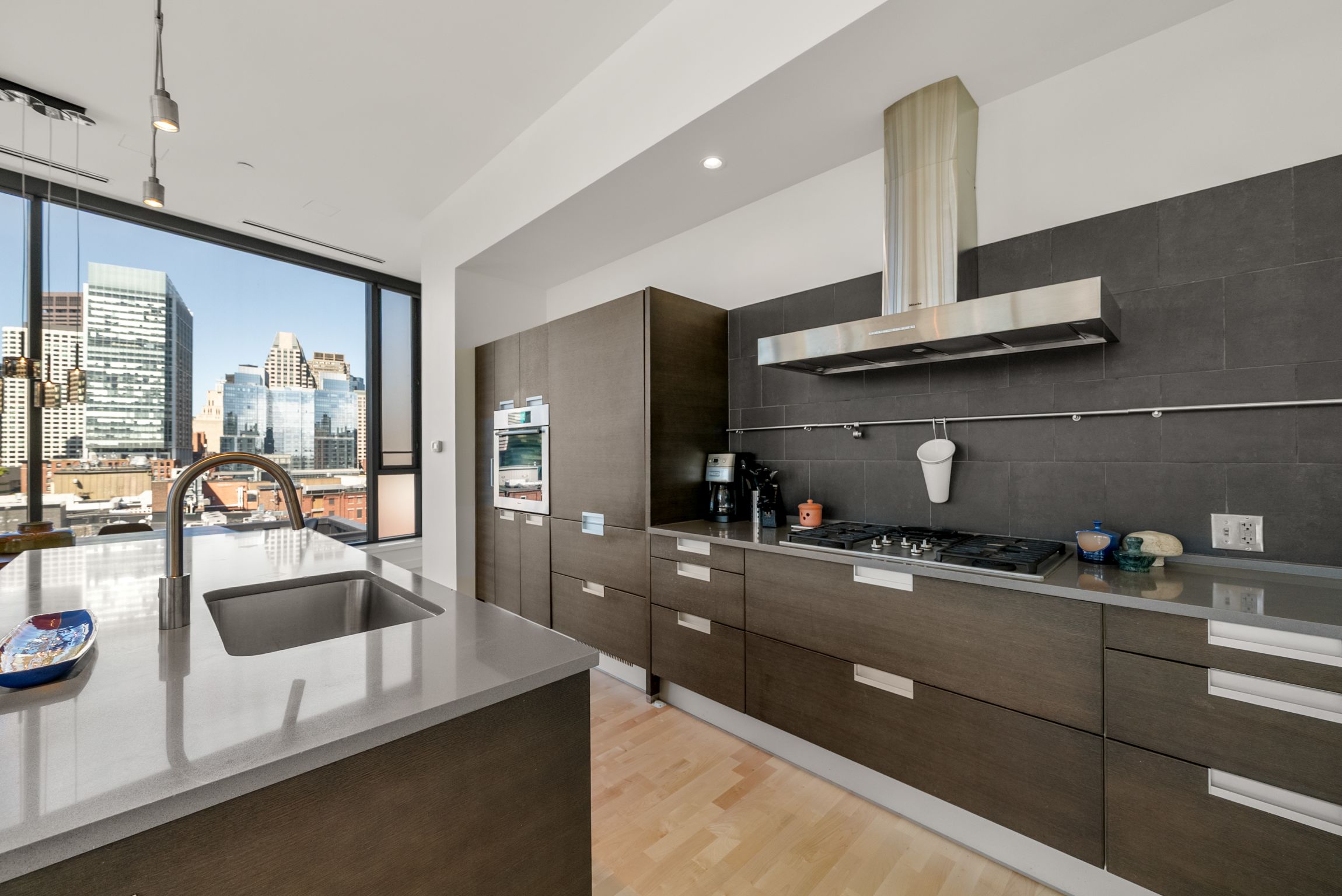 346 Congress St Unit# PH1