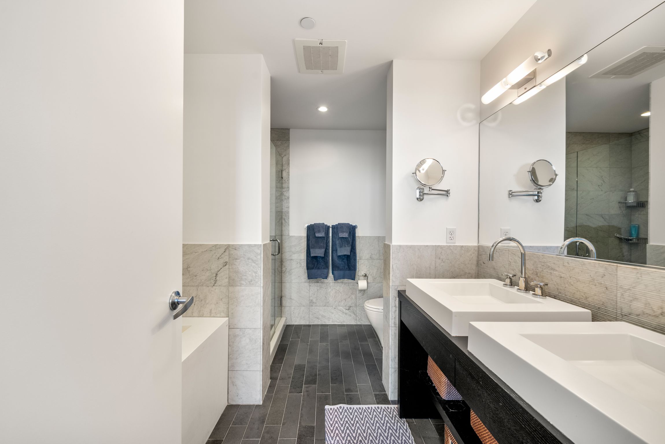 346 Congress St Unit# PH1