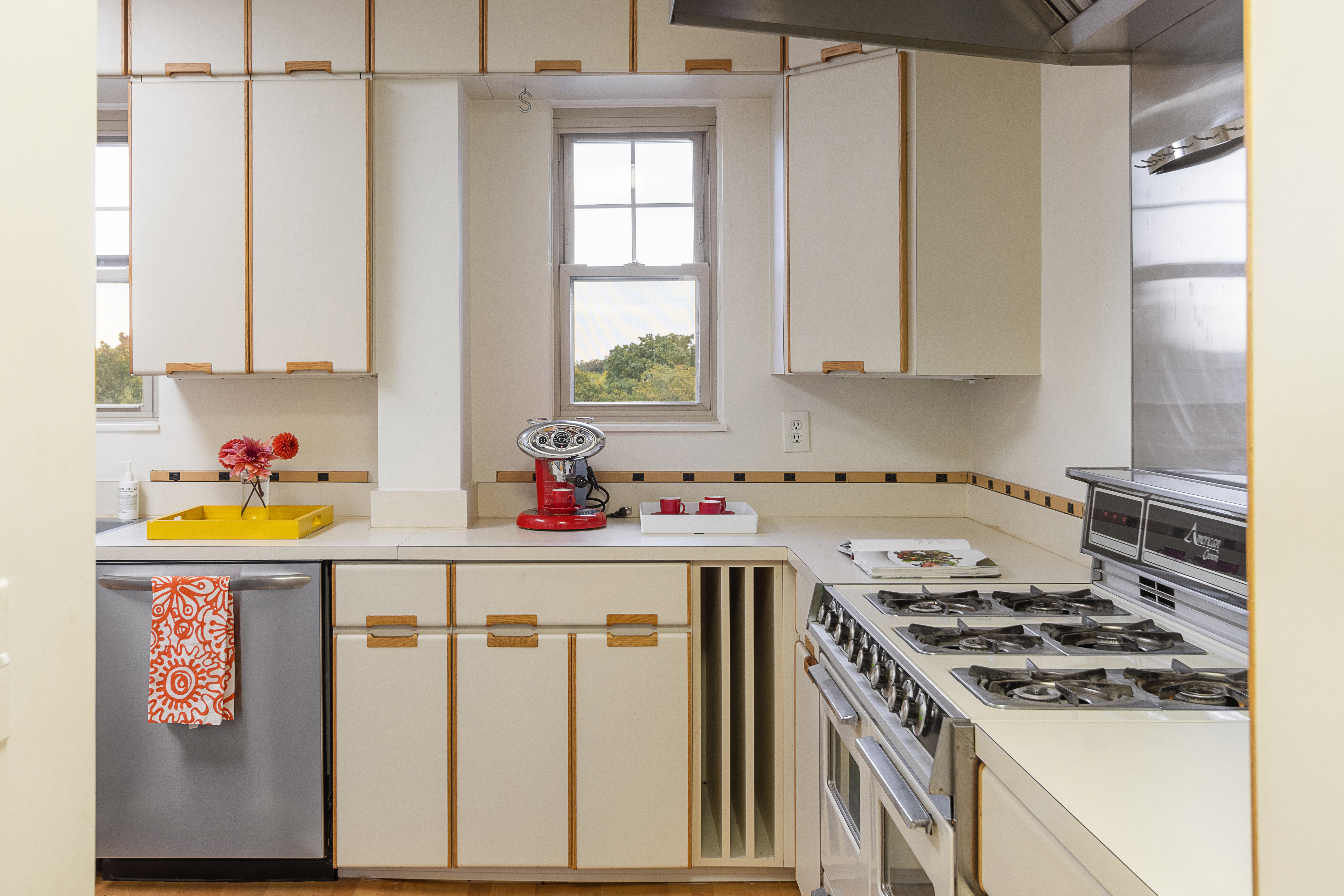 993 Memorial Drive Unit# 603