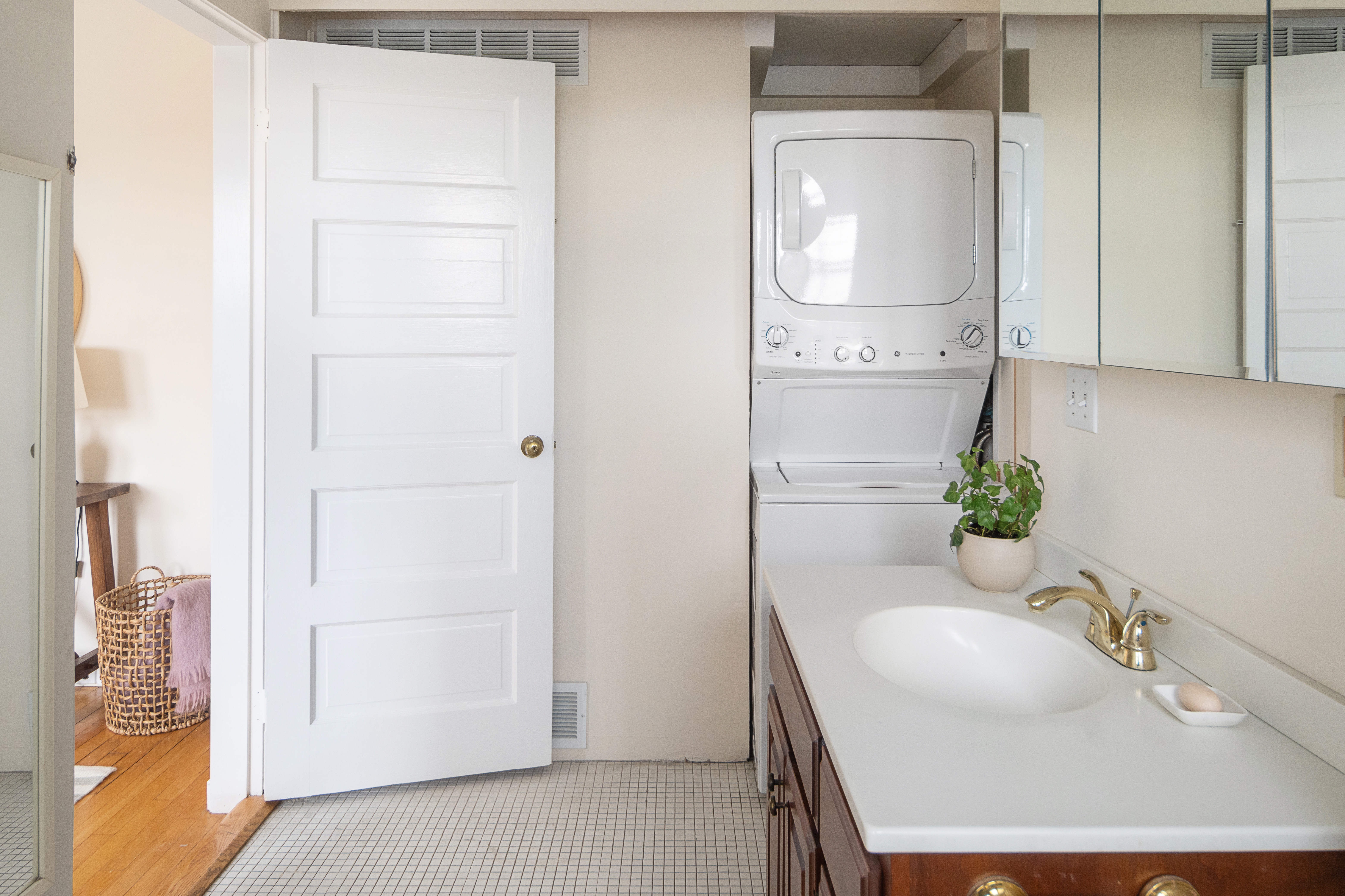 993 Memorial Drive Unit# 603
