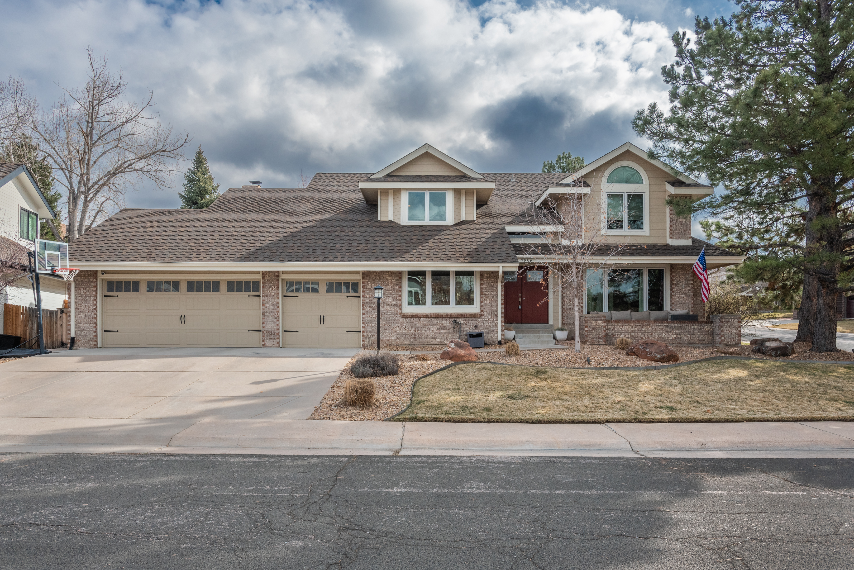 7896 S Fairfax Ct. 