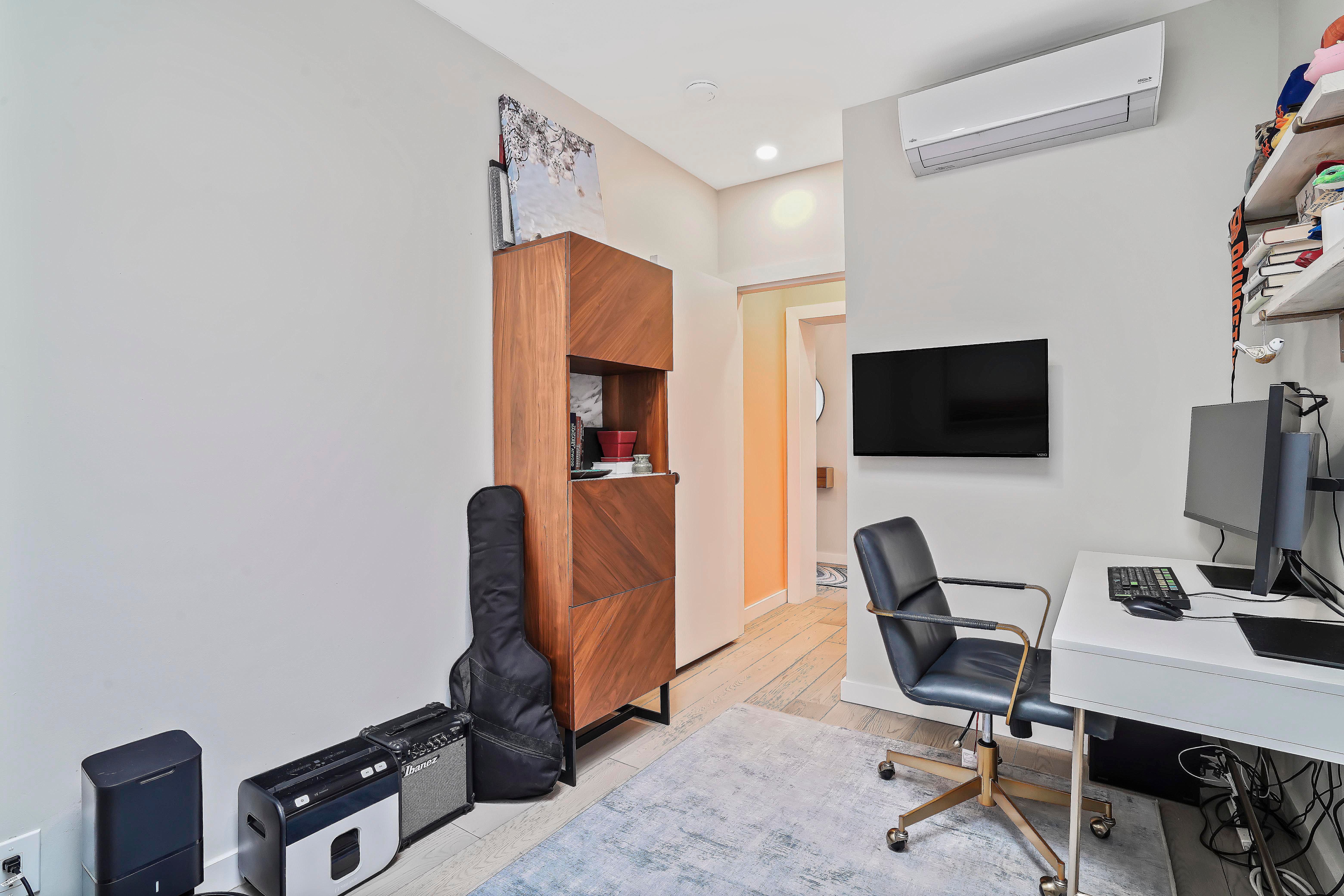 132 Remsen St. 12