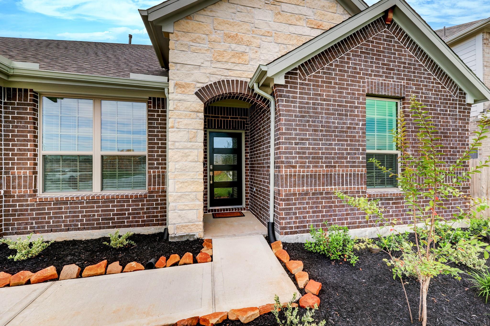 6205 Maple Court