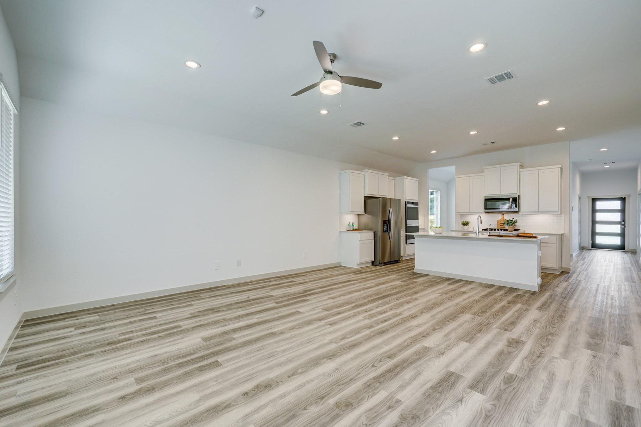 6205 Maple Court