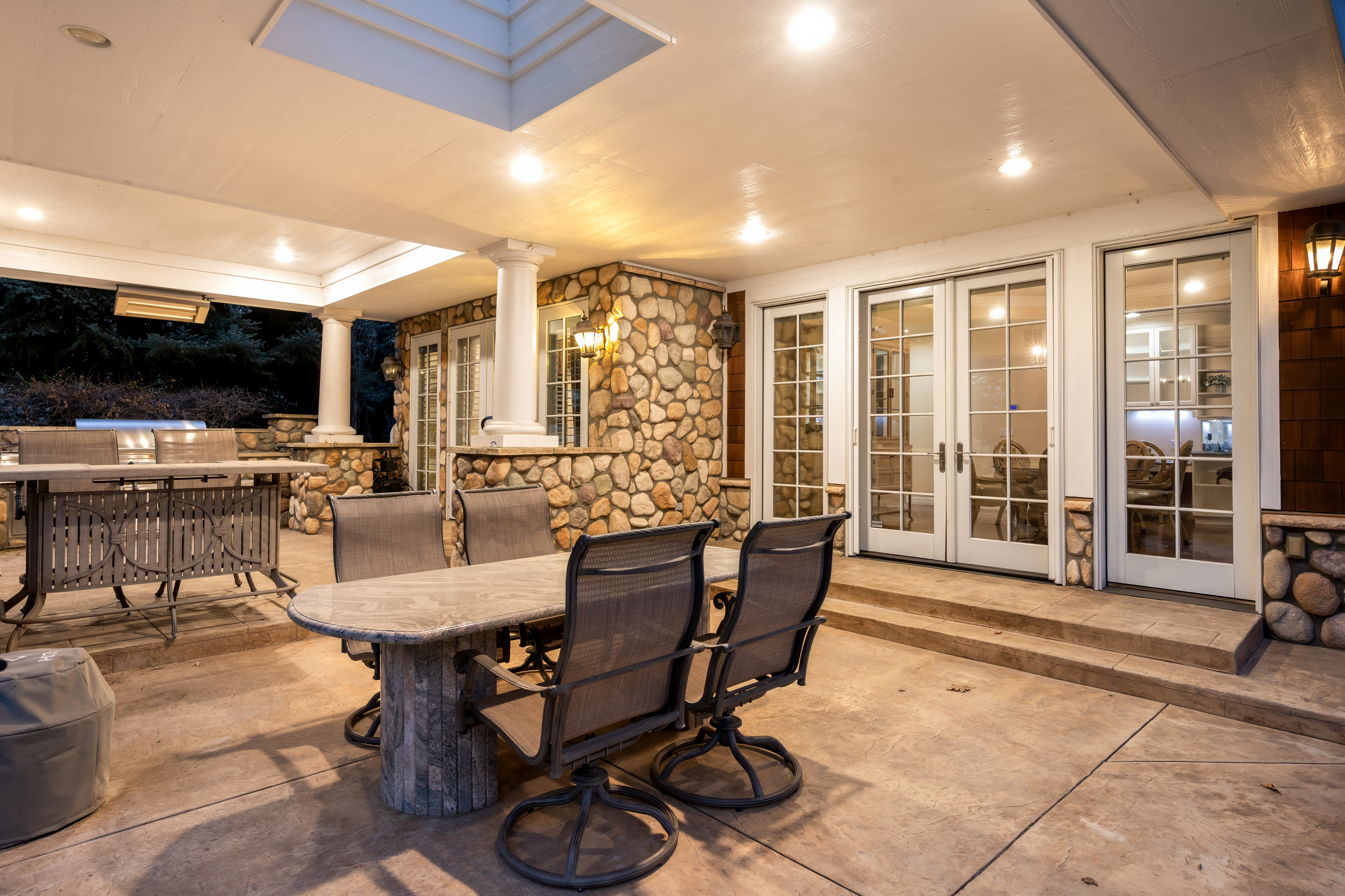 7 Waterside Terrace 