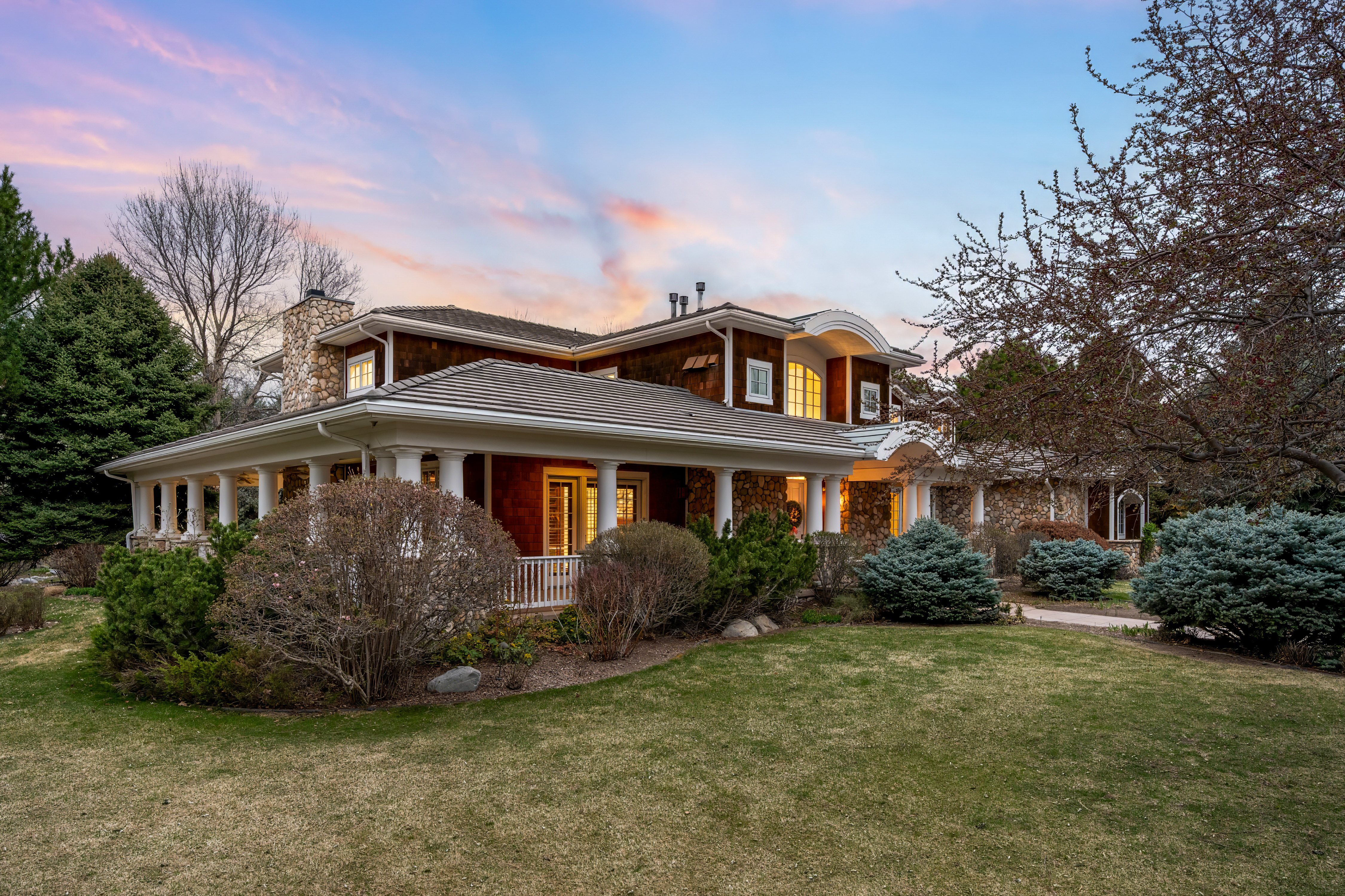 7 Waterside Terrace 