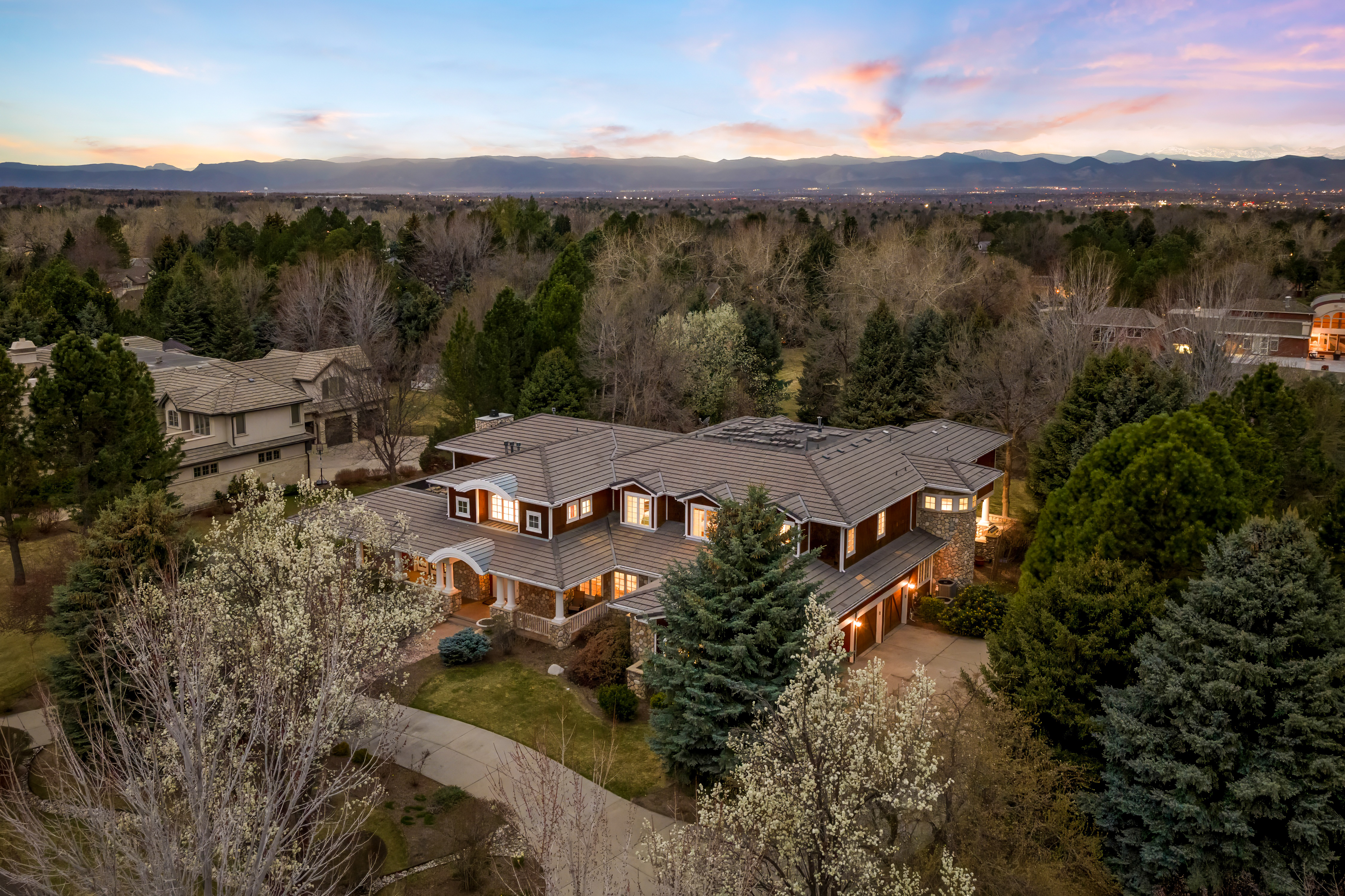 7 Waterside Terrace 