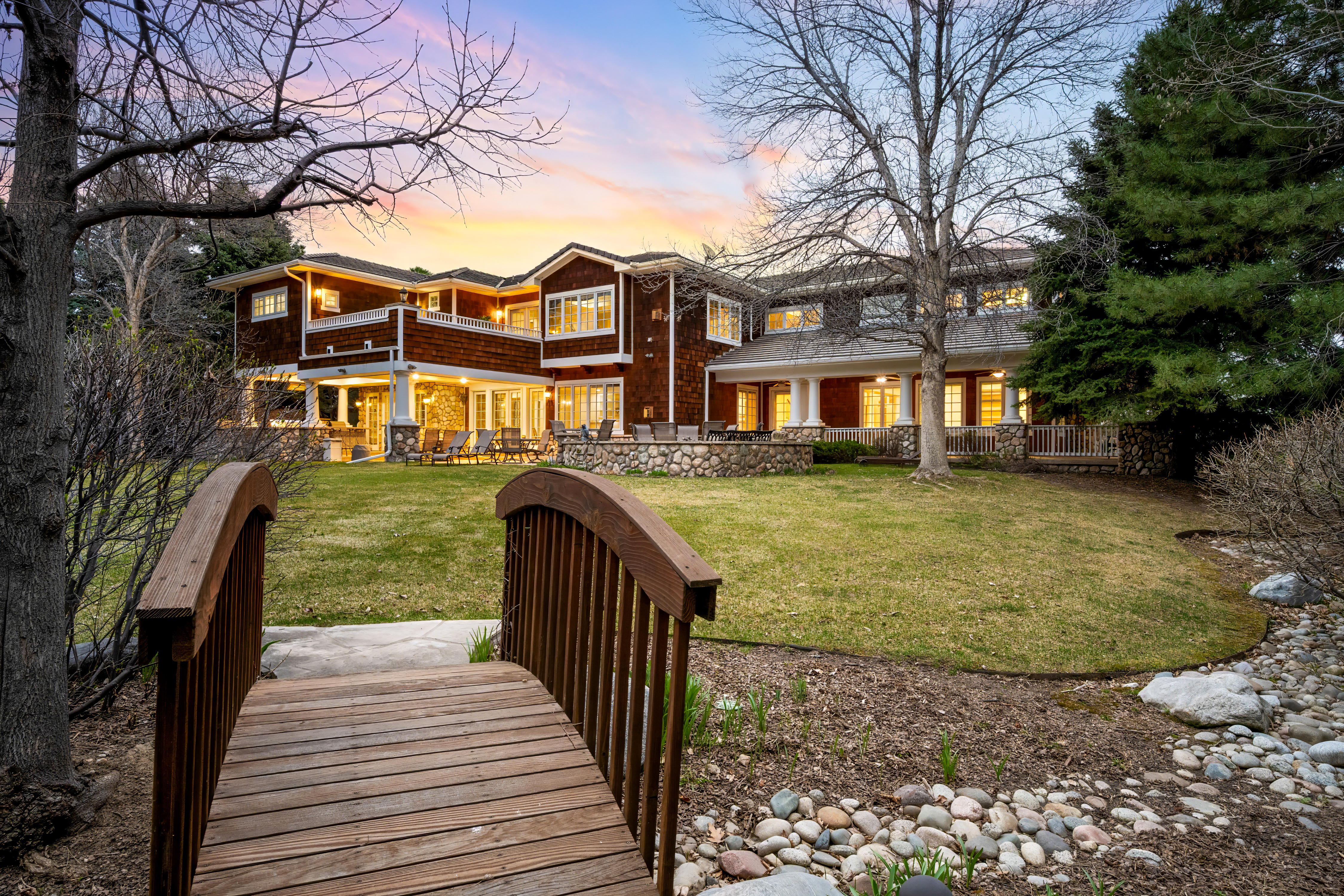 7 Waterside Terrace 