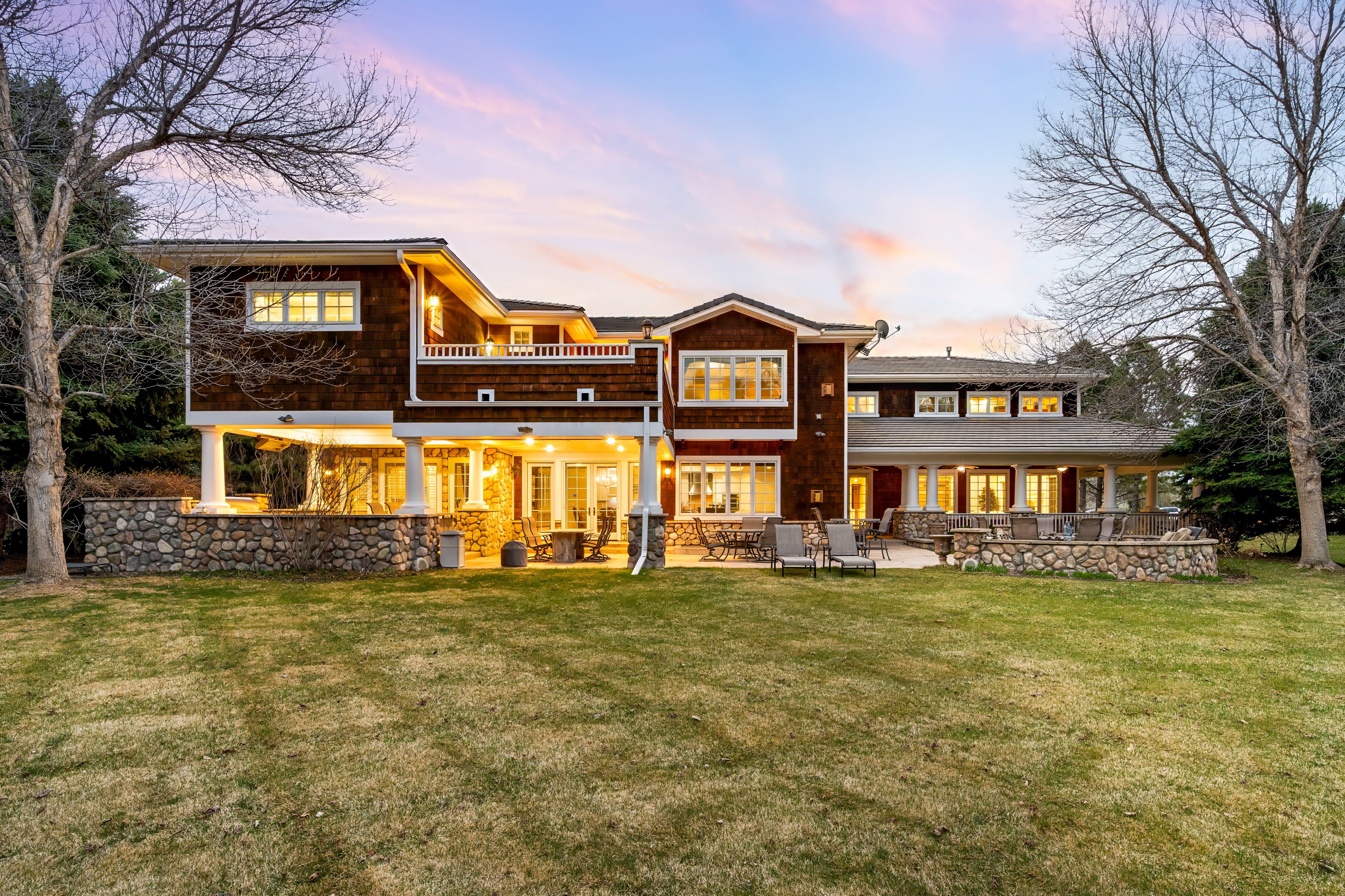 7 Waterside Terrace 