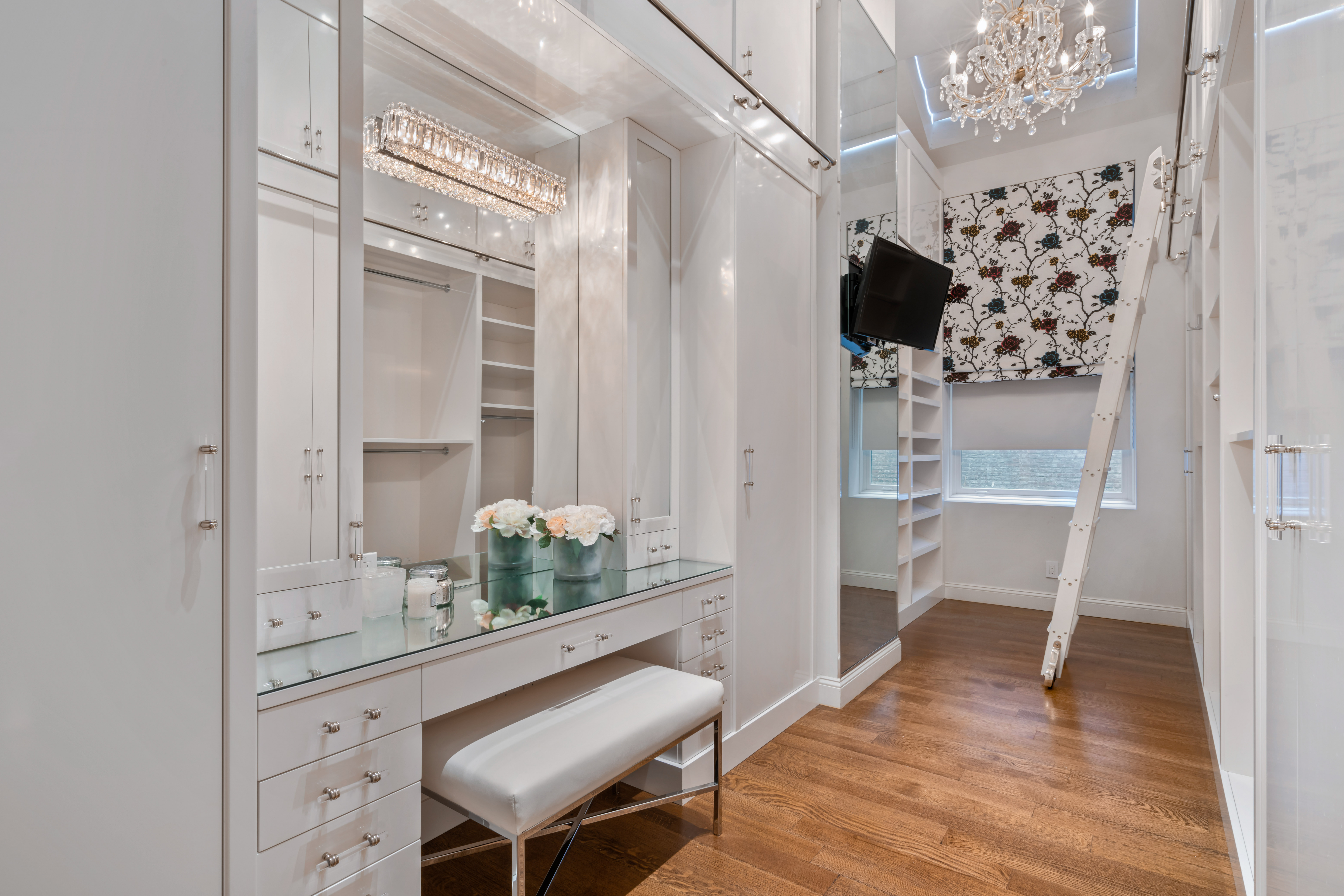 83 Spring Street 2F/3F