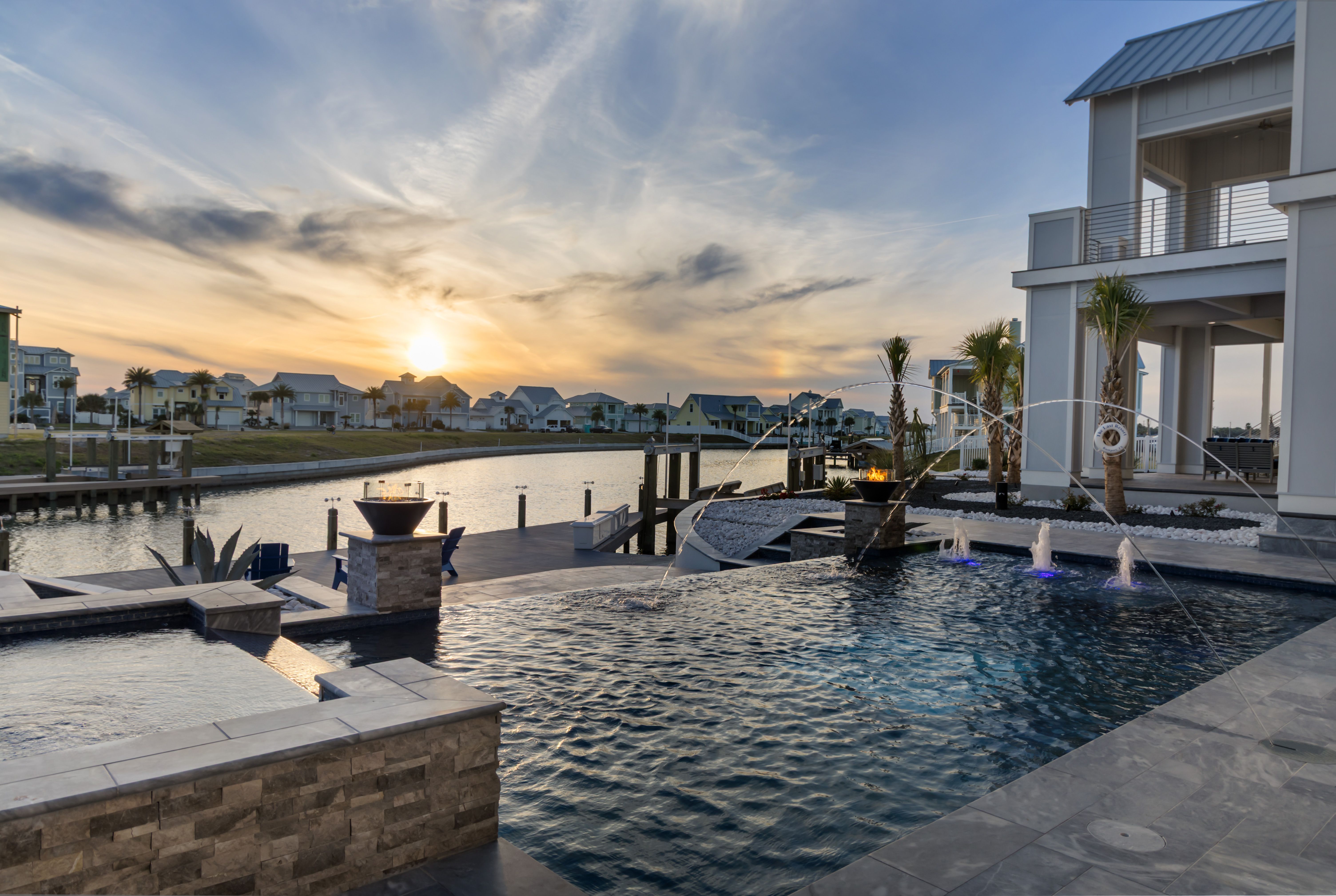 305 Estes Drive 