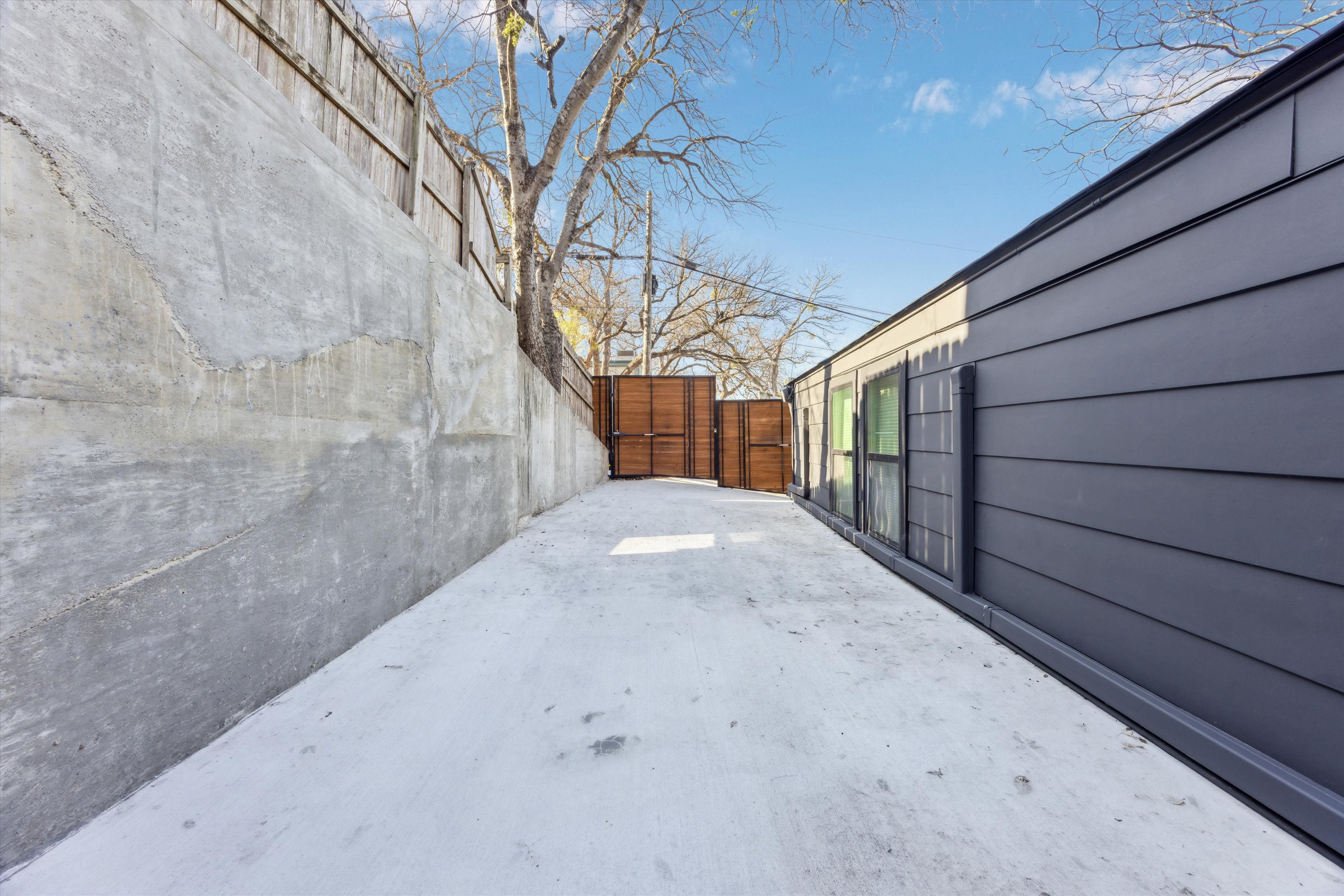 1117 West 9th Street 