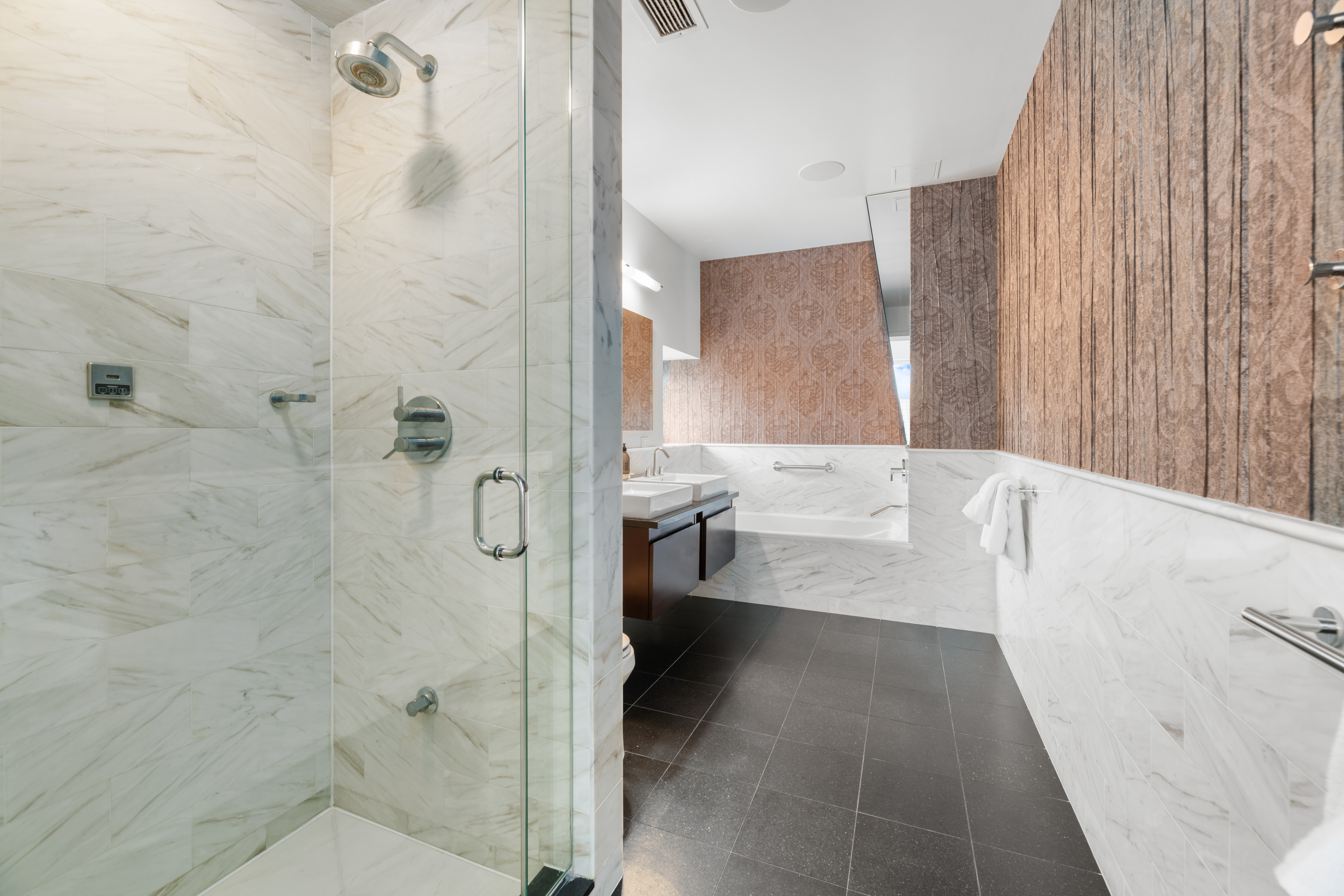 303 East 77th Street PHD