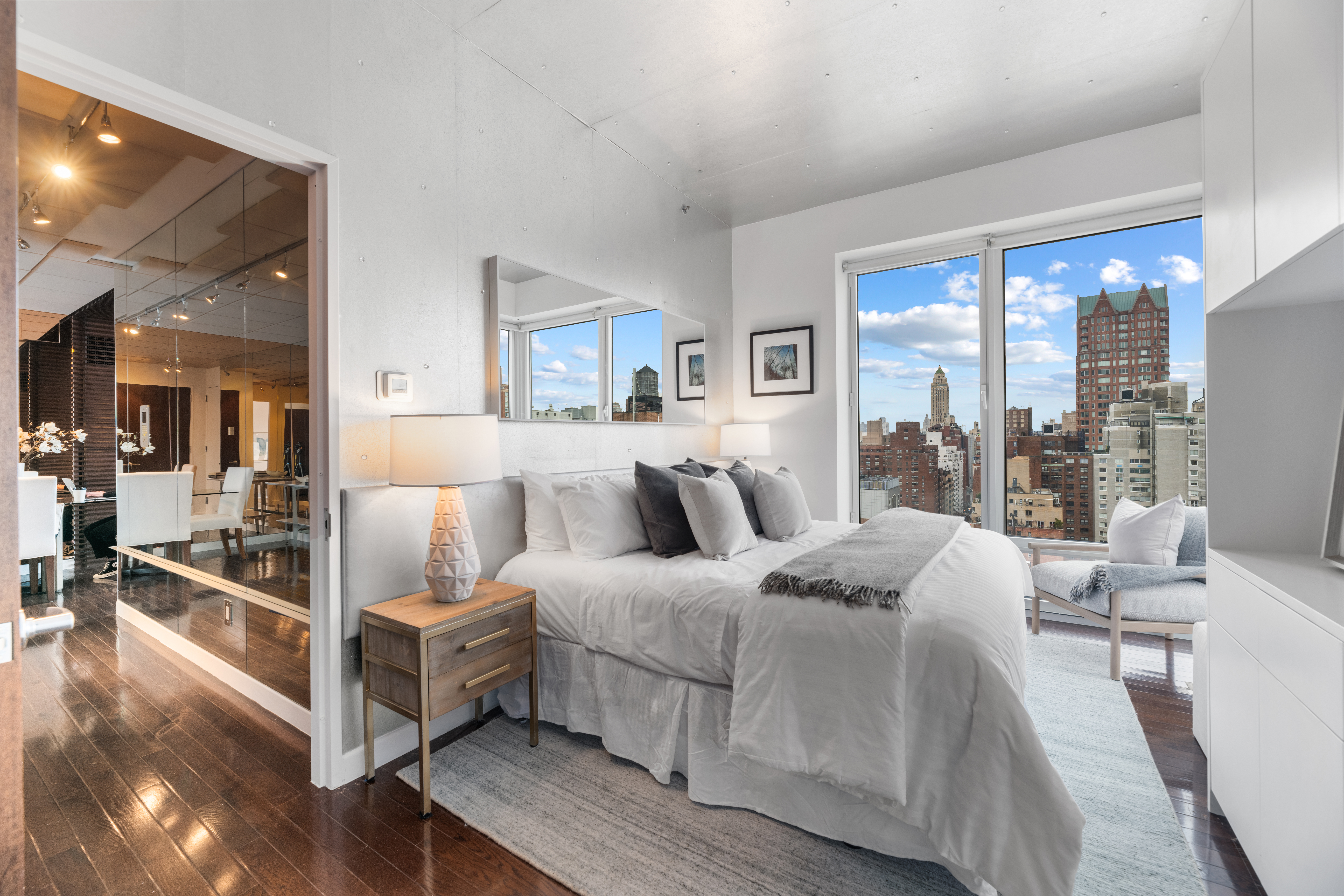 303 East 77th Street PHD