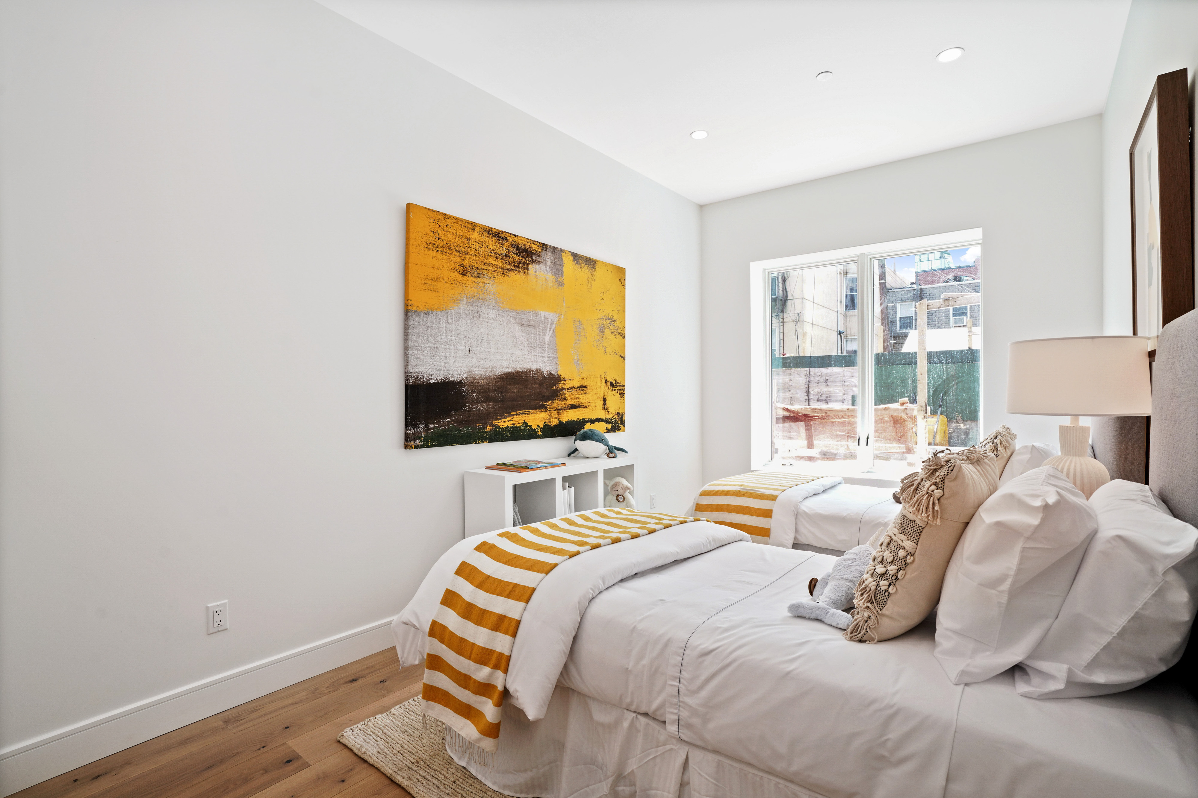 47 Diamond Street , 1B