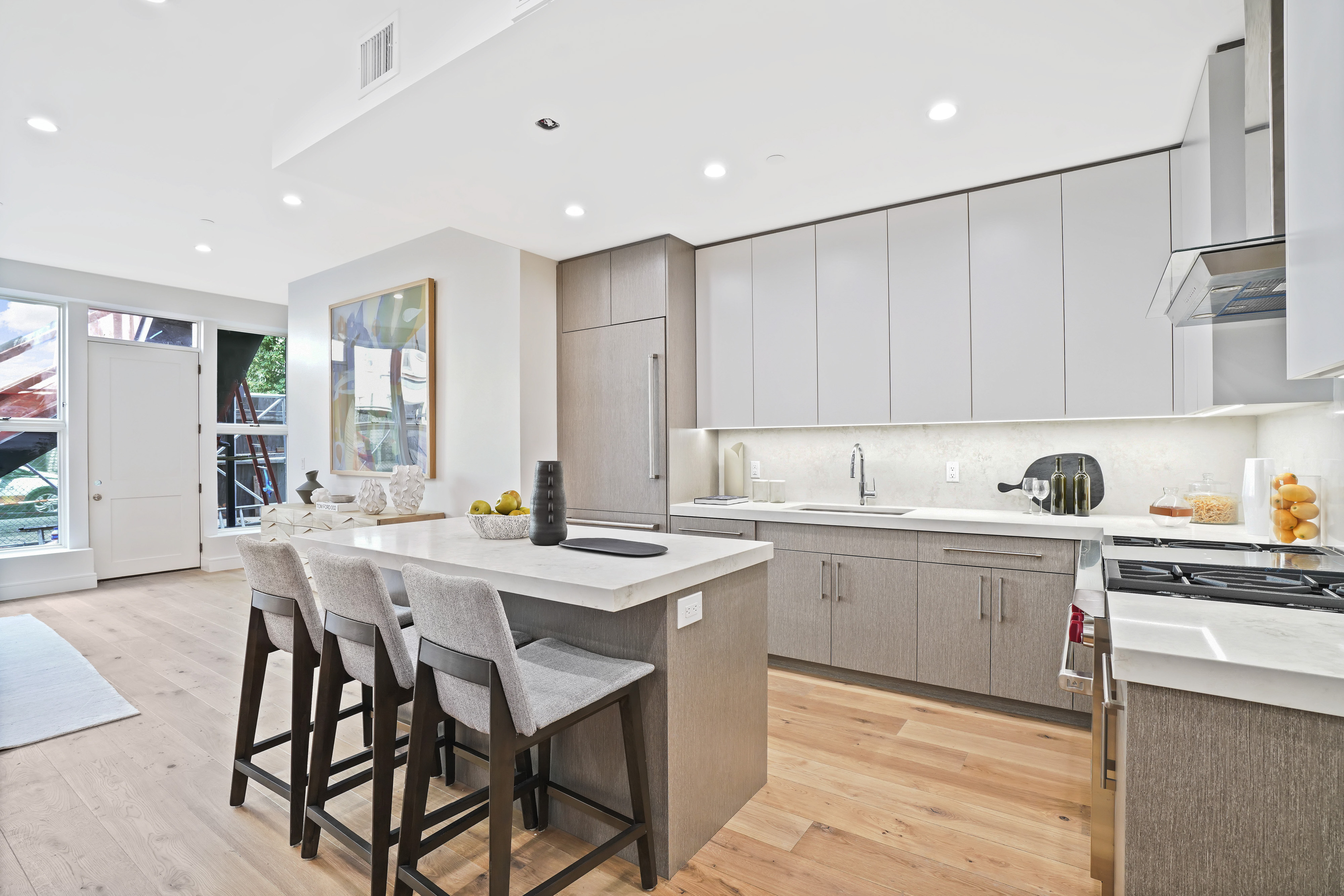 47 Diamond Street , 1B