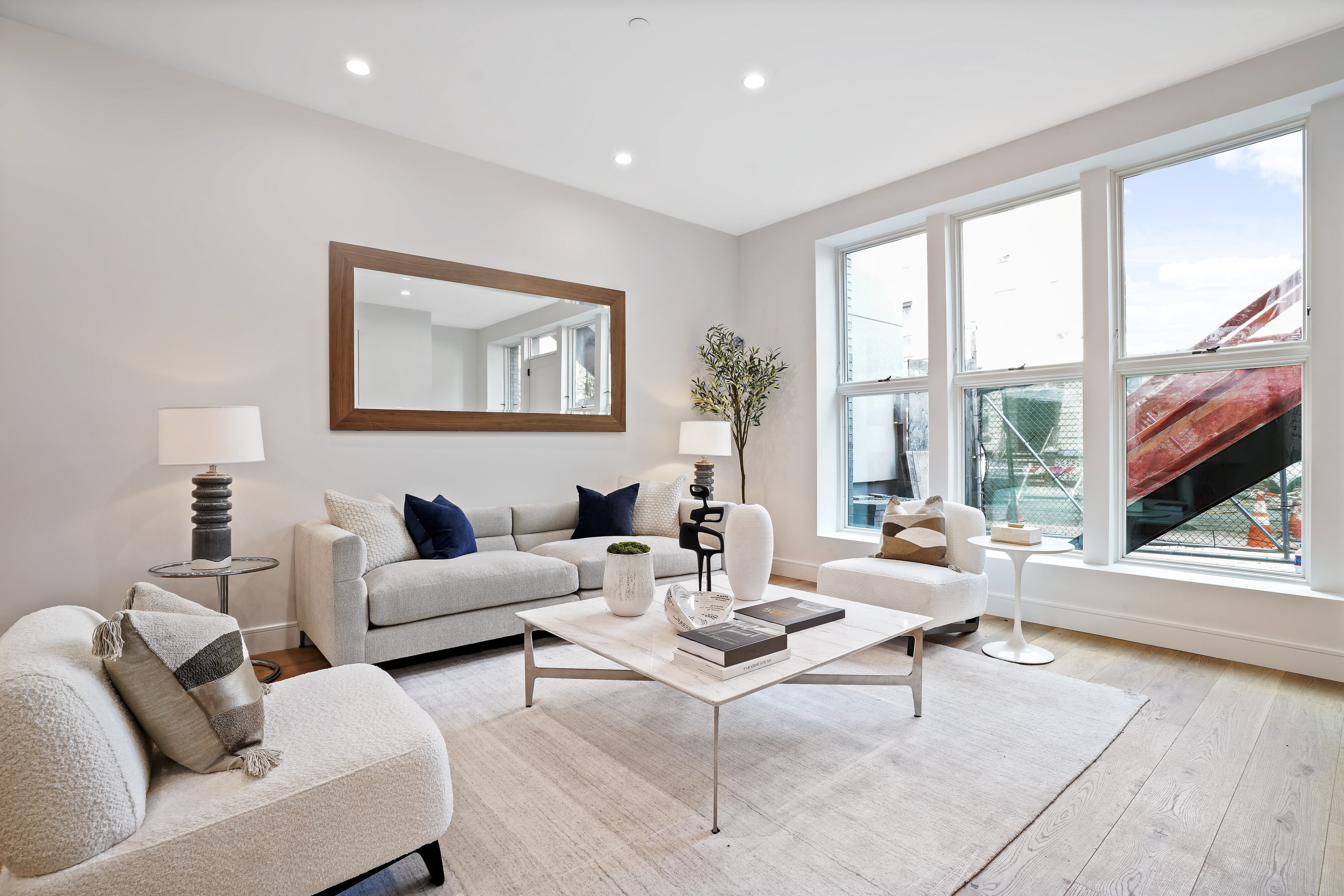 47 Diamond Street , 1B