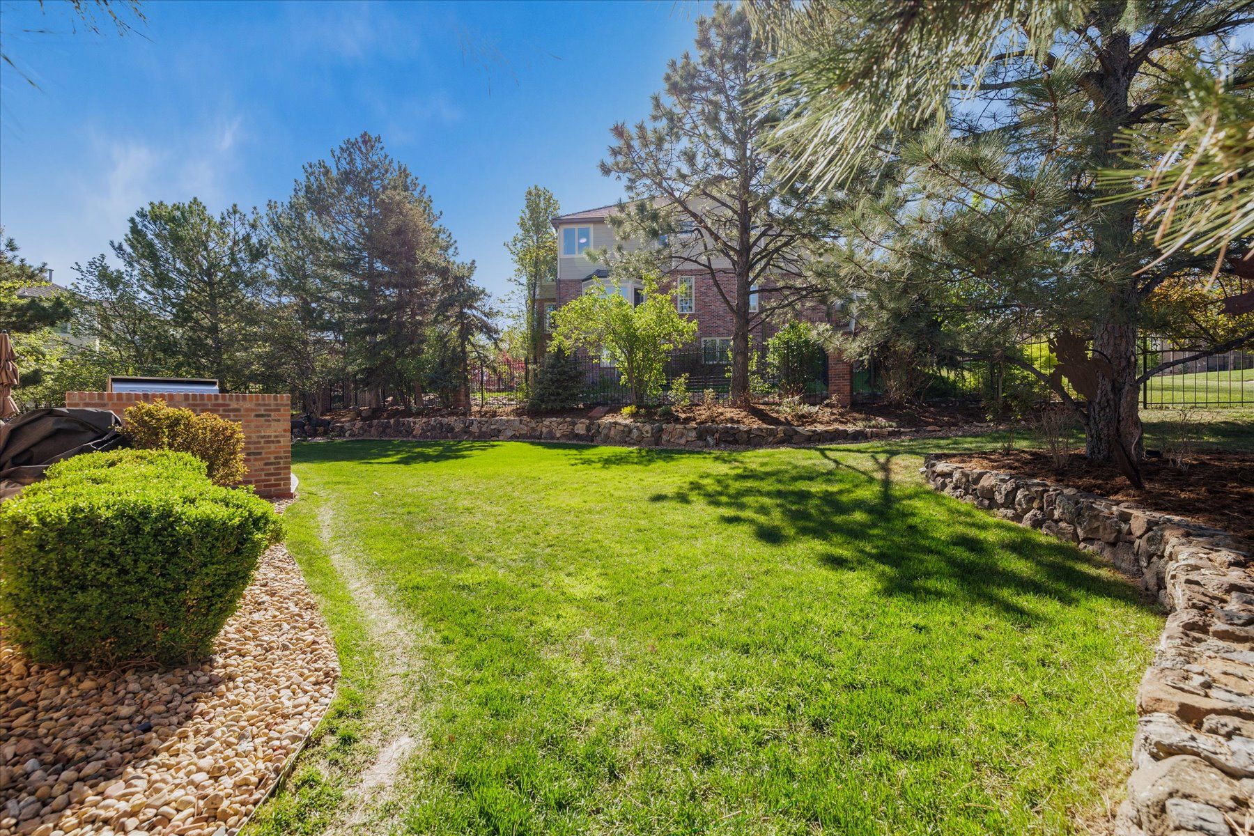 9188 Buck Hill Drive 