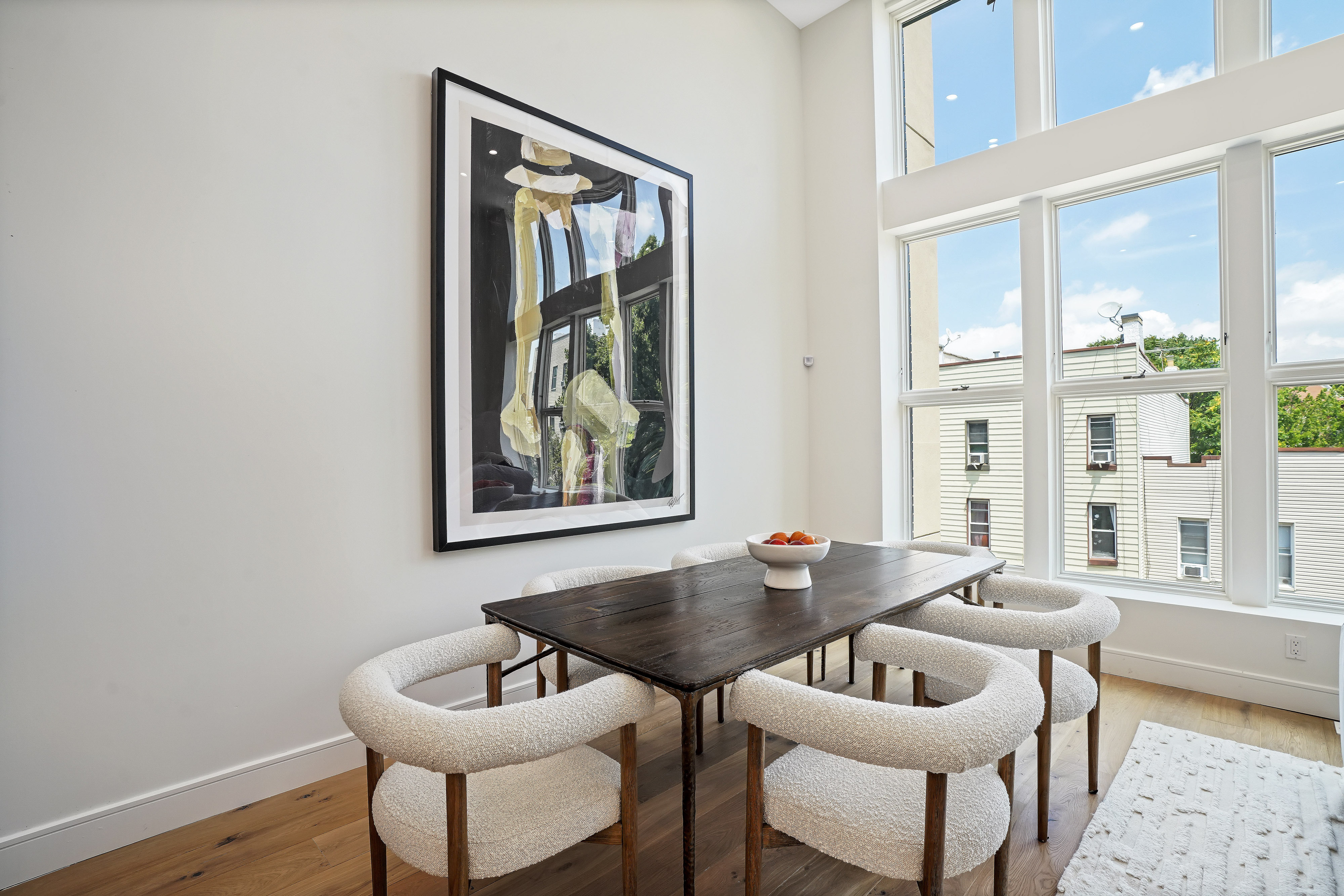 47 Diamond Street , 3B