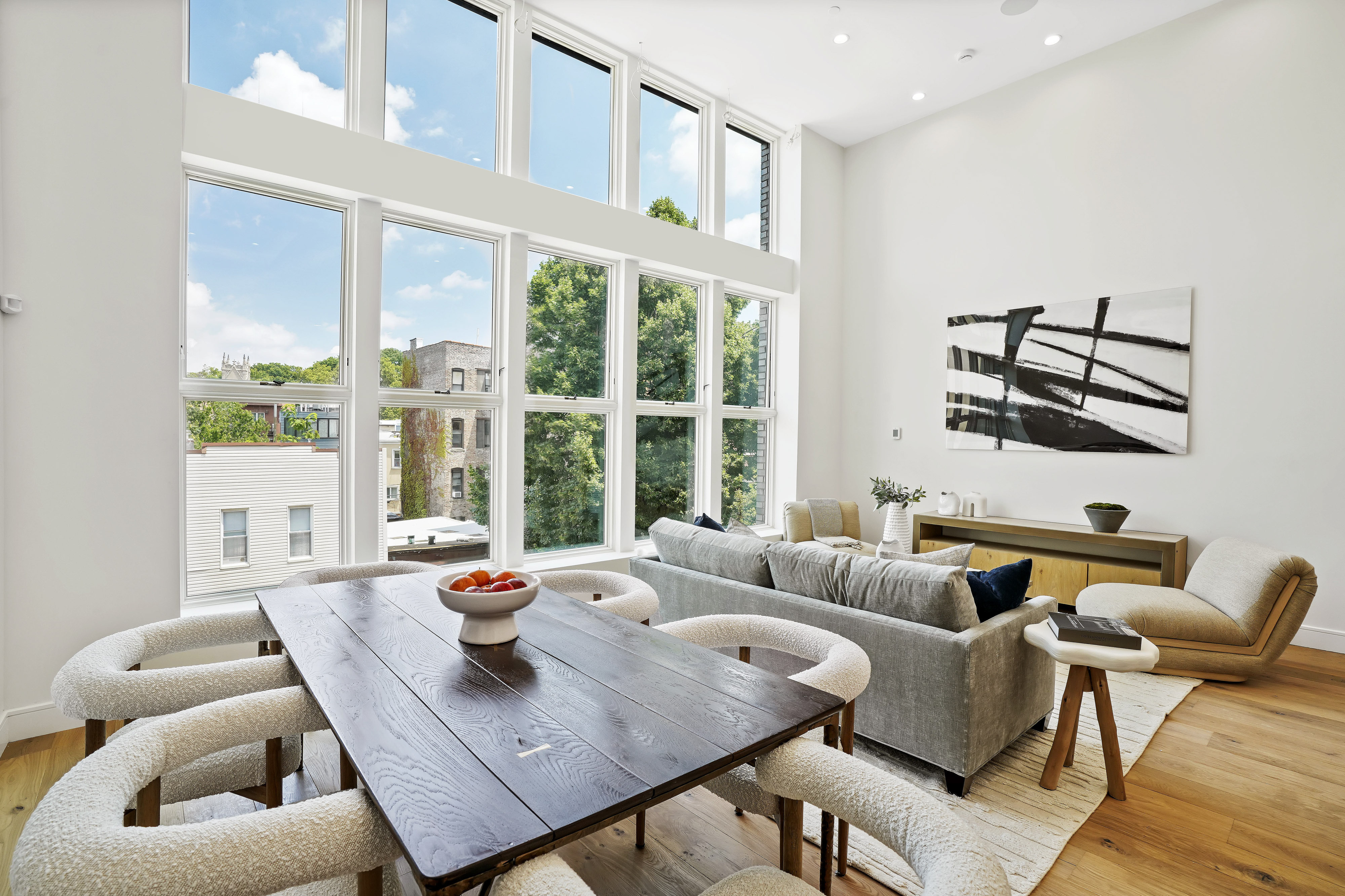 47 Diamond Street , 3B