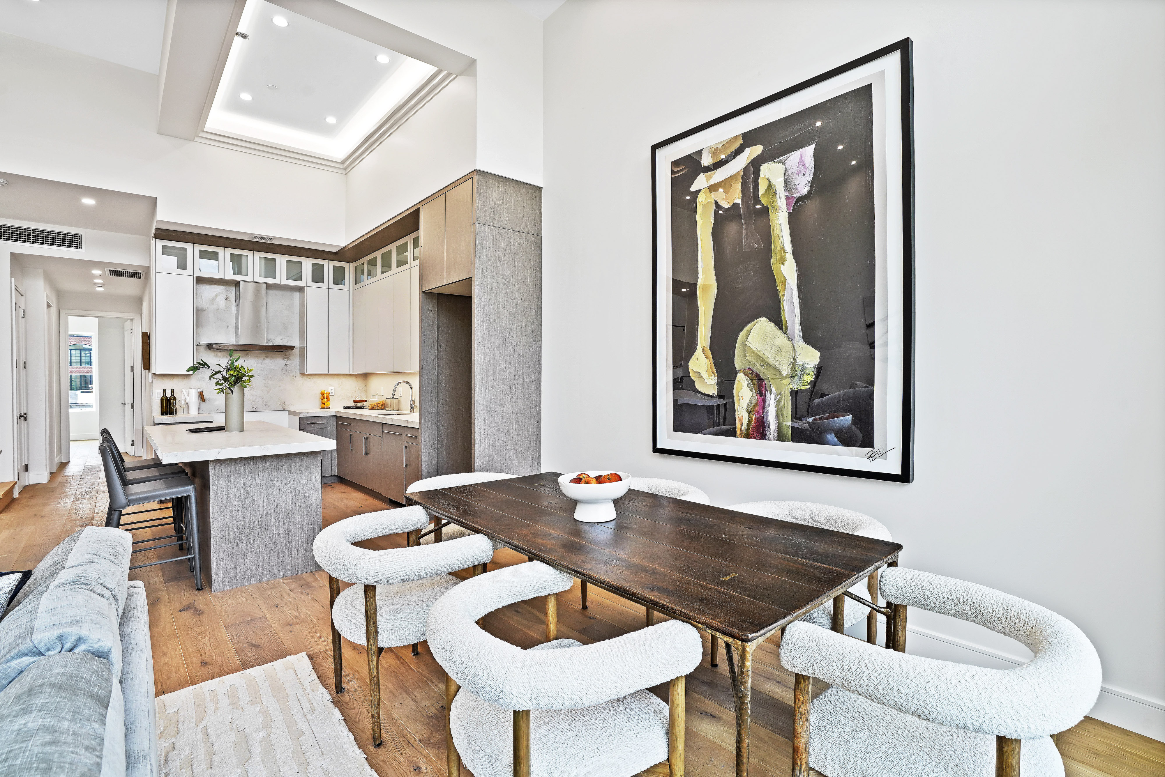 47 Diamond Street , 3B