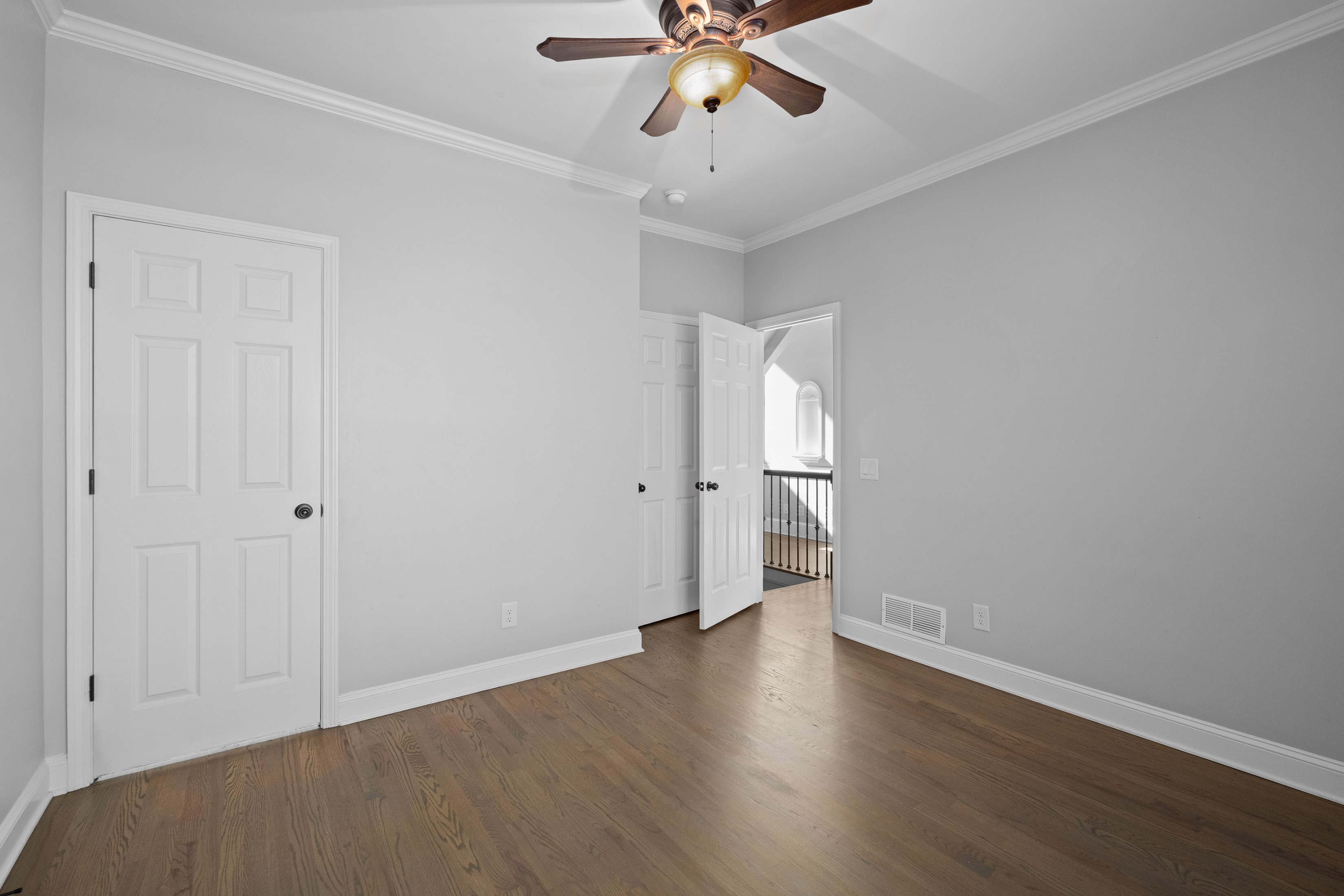 810 Lake Ridge Court