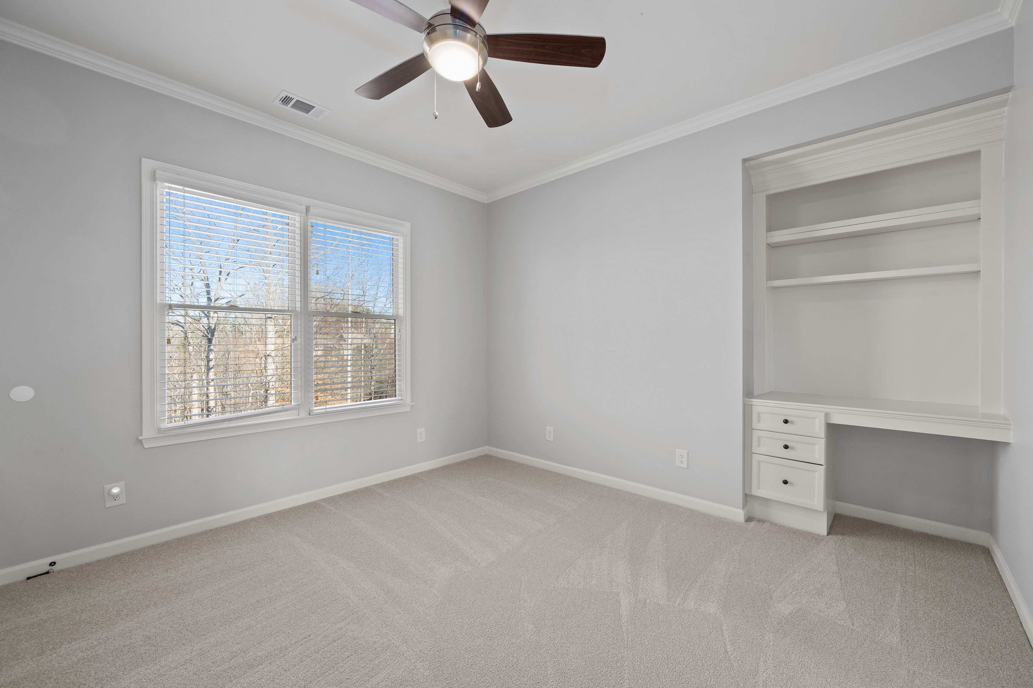 810 Lake Ridge Court