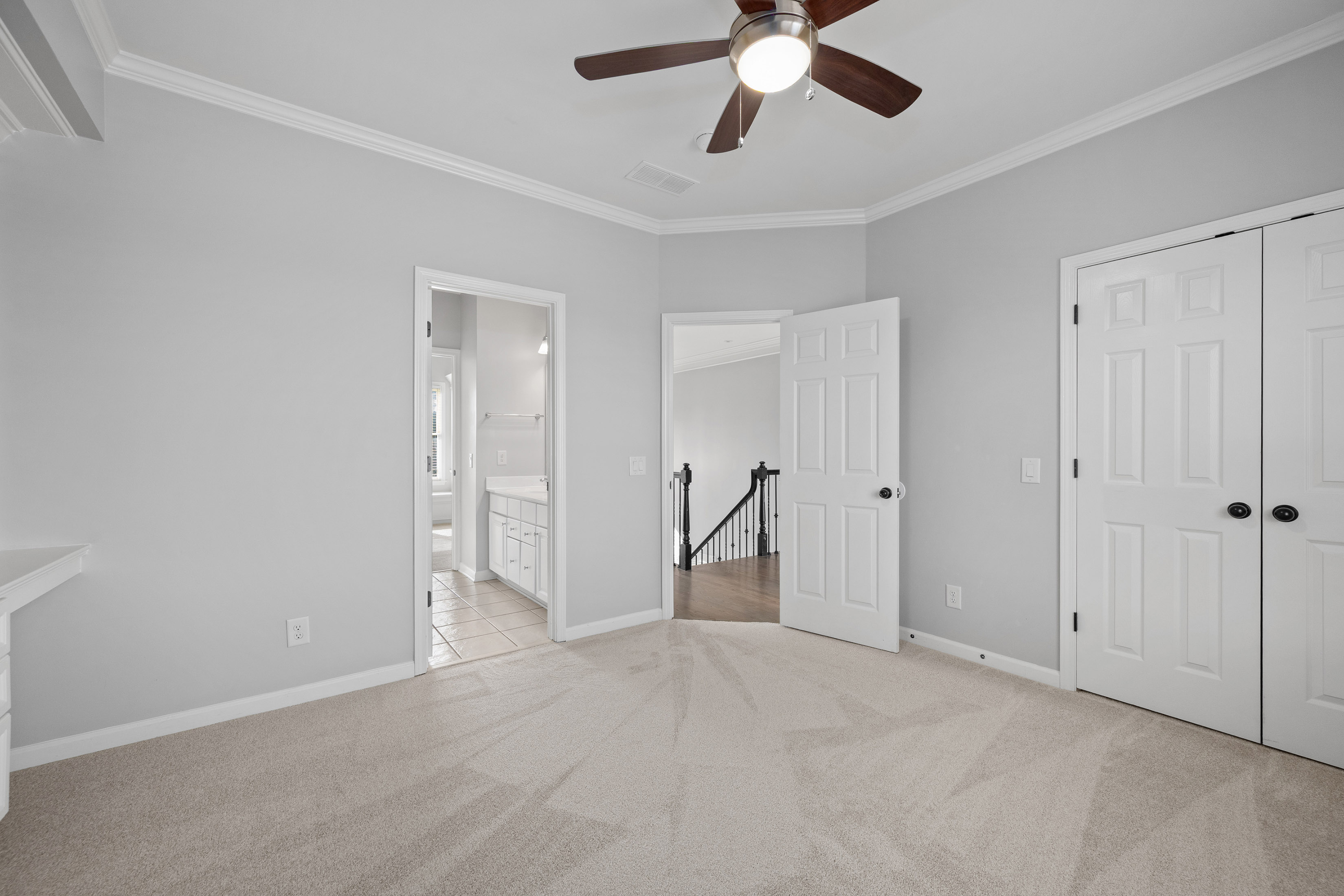 810 Lake Ridge Court