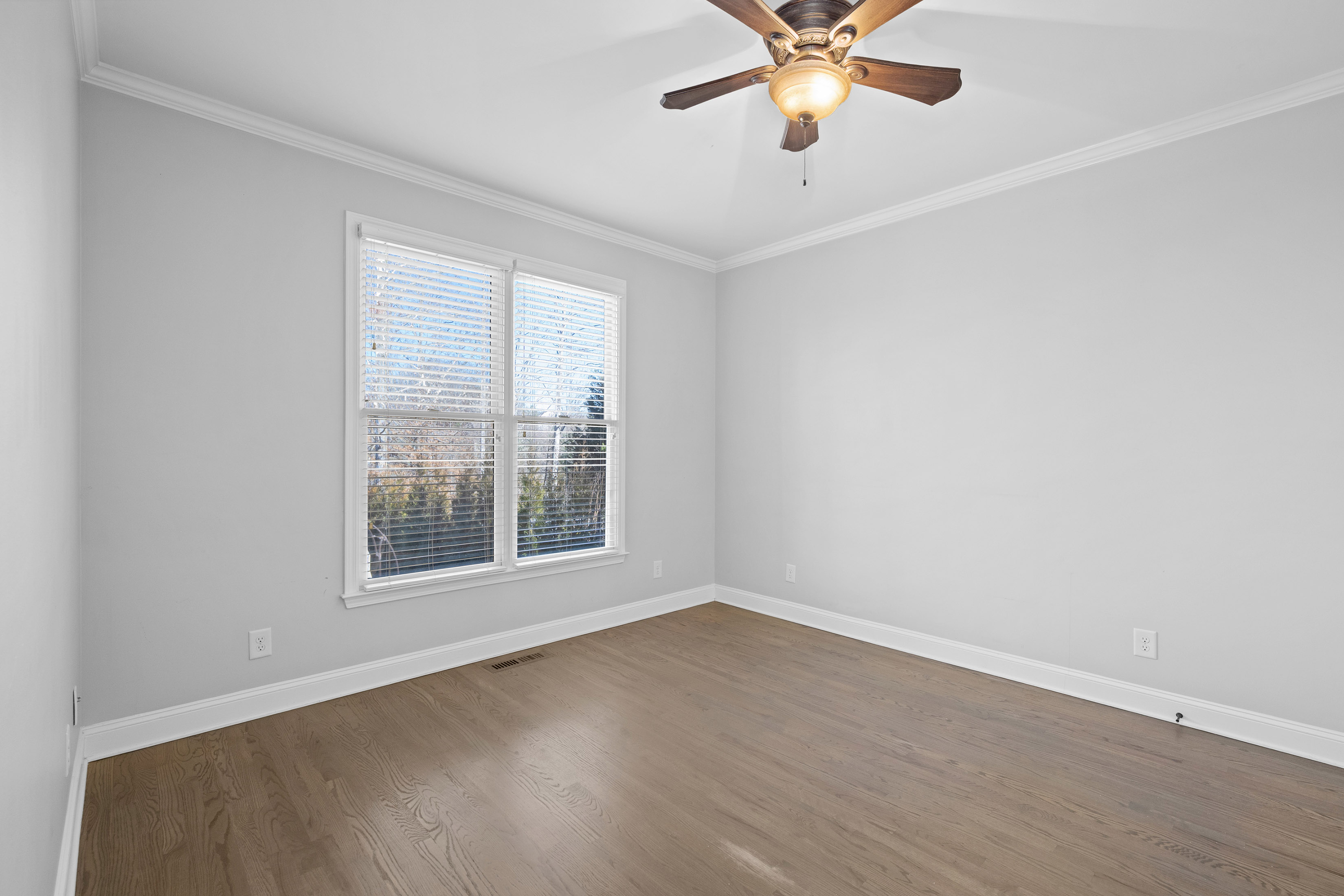 810 Lake Ridge Court