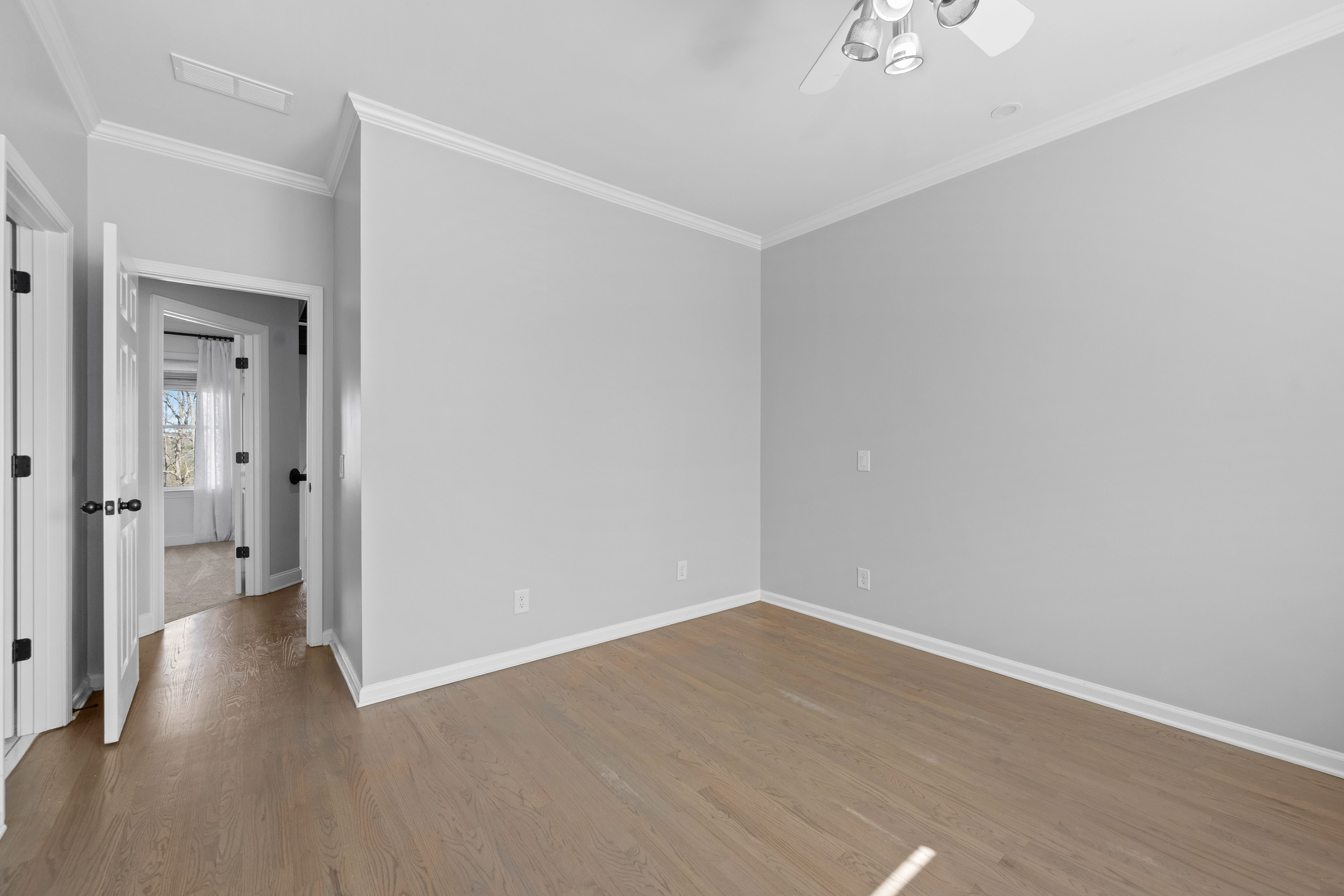 810 Lake Ridge Court