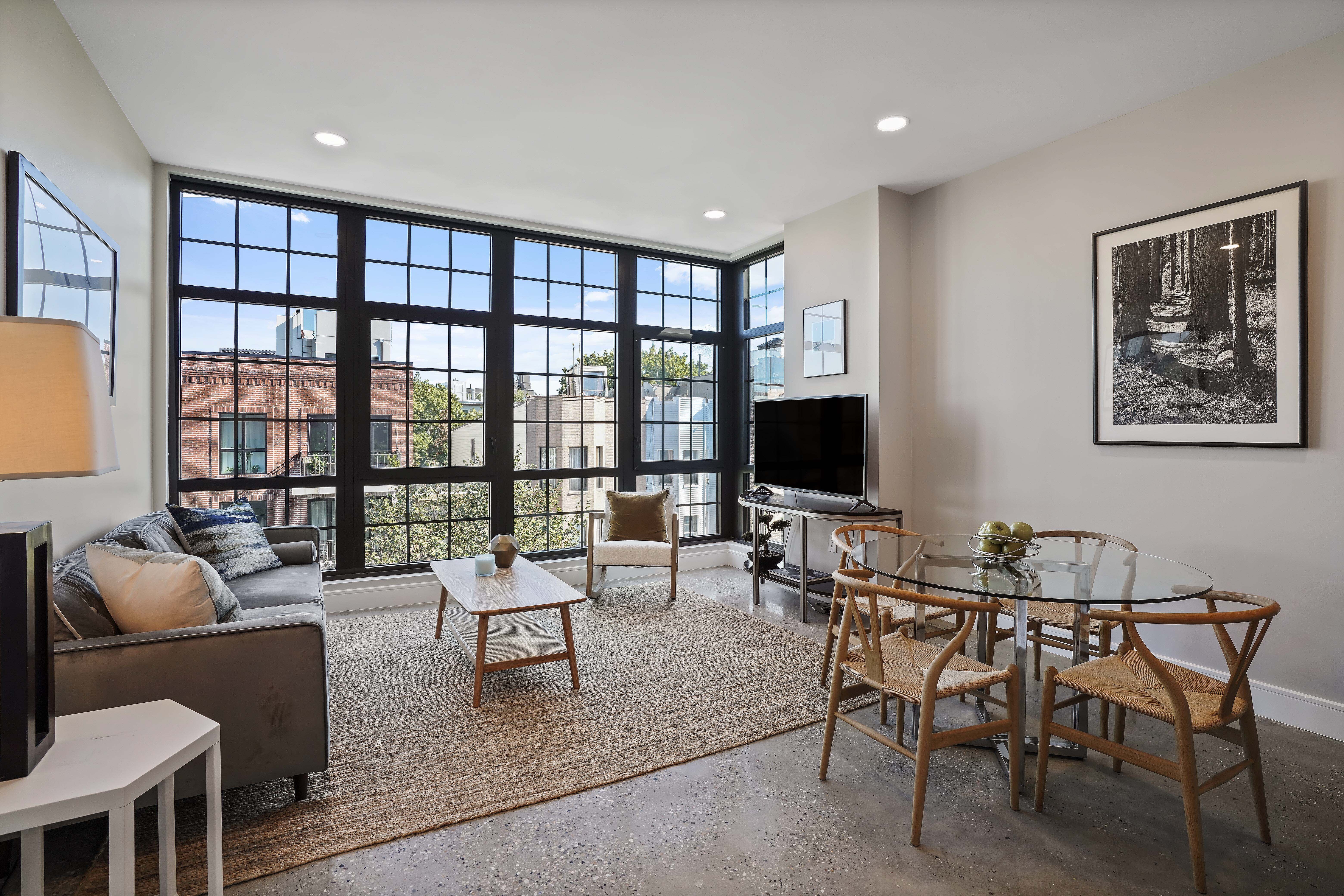 23 Bleecker St. 4b 