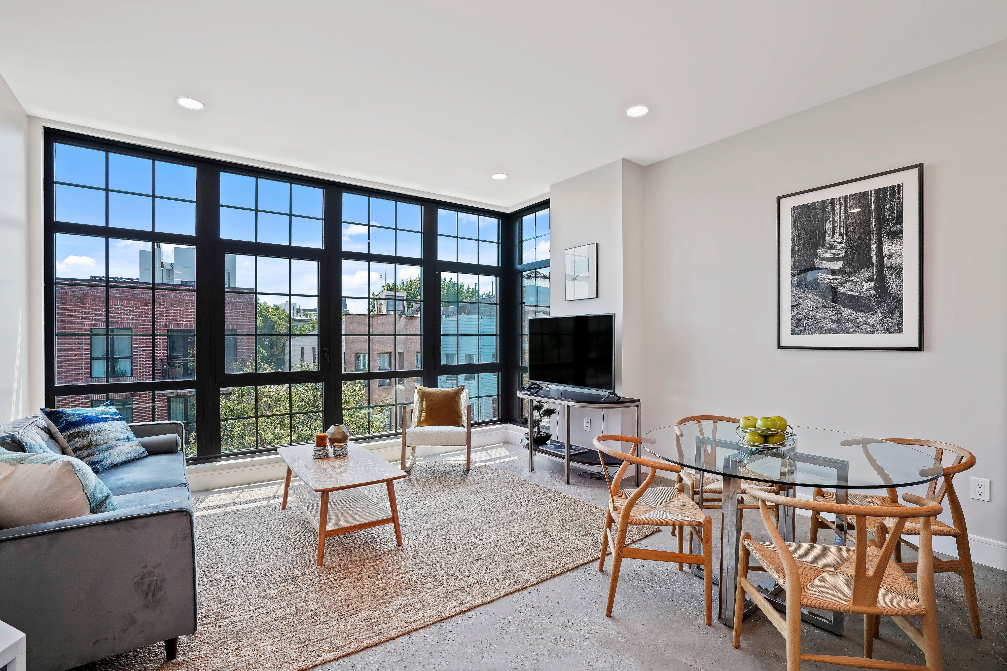 23 Bleecker St. 4b 
