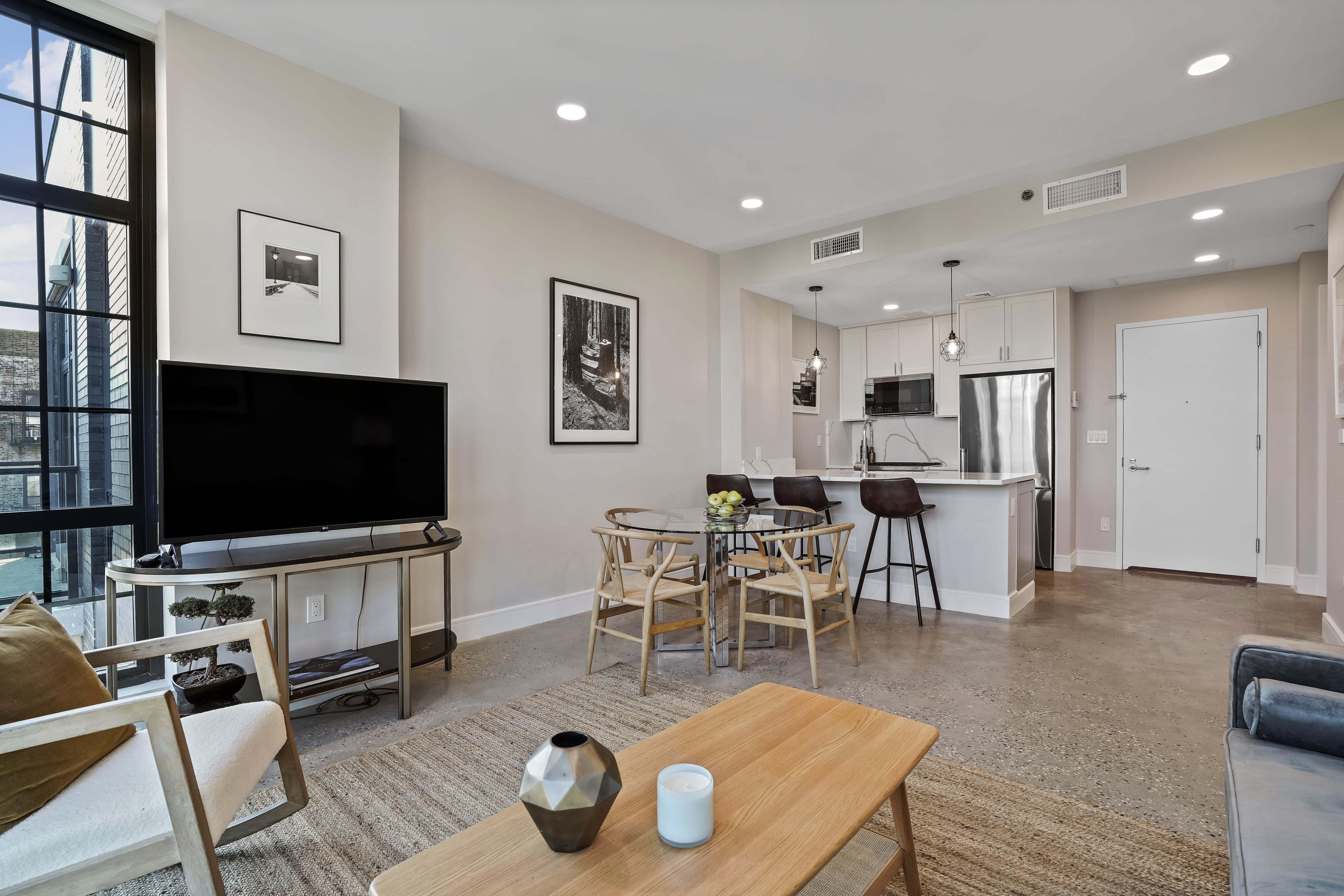 23 Bleecker St. 4b 